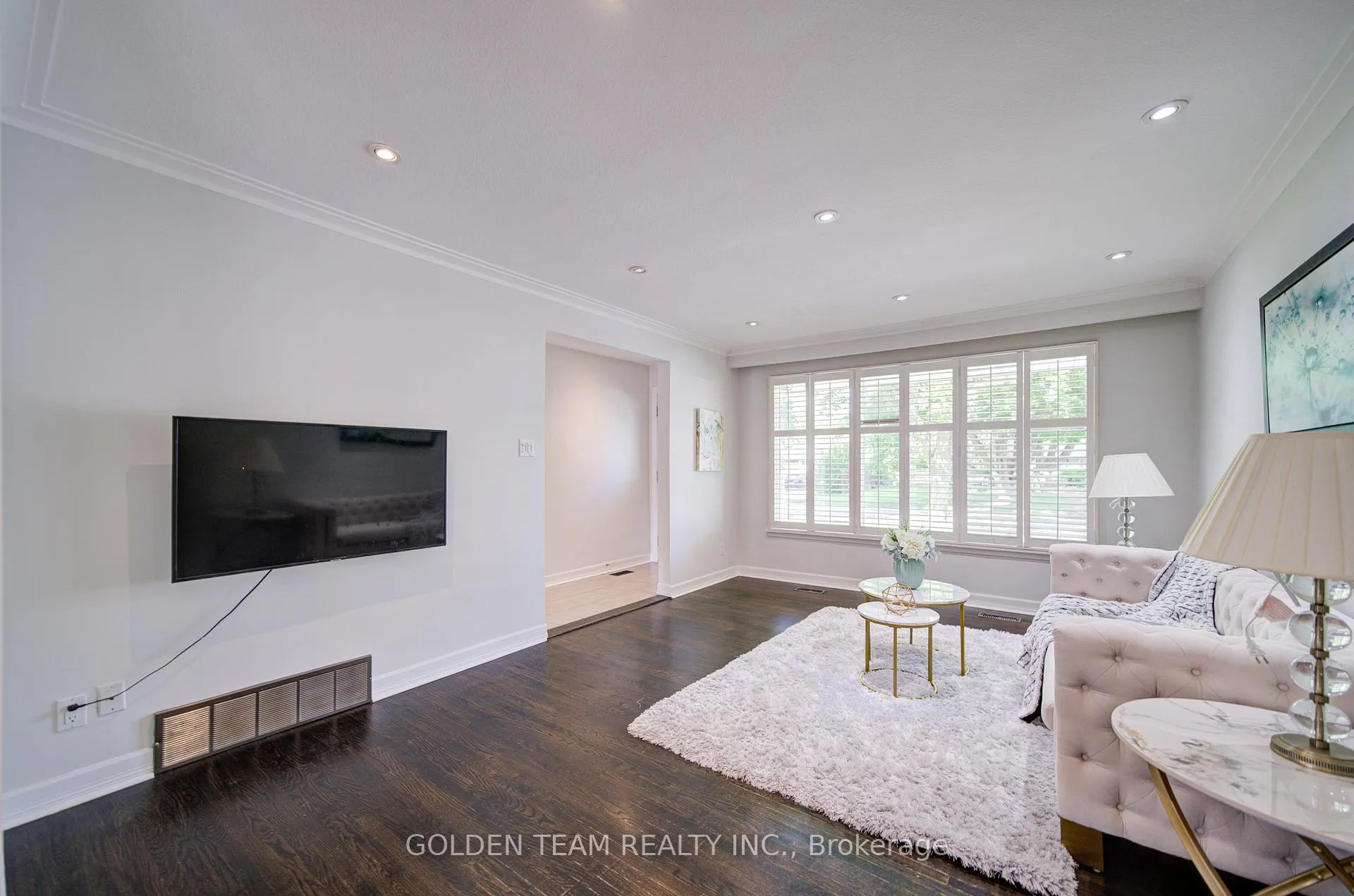 Photo 5 of 4 Valleycrest Avenue, Markham, Bullock — HOMEH