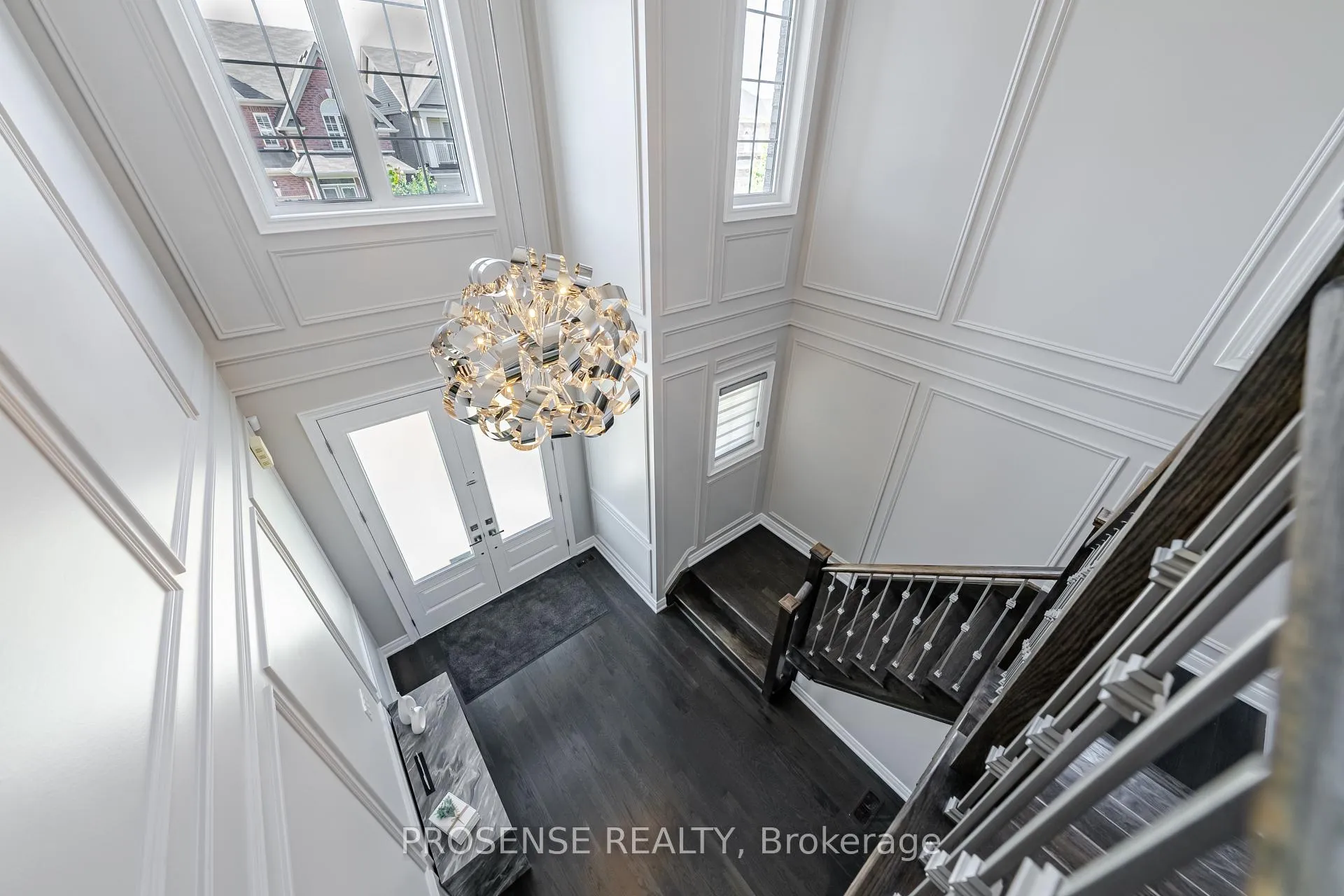Photo 6 of 8 Macbean Crescent, Hamilton, Waterdown — HOMEH