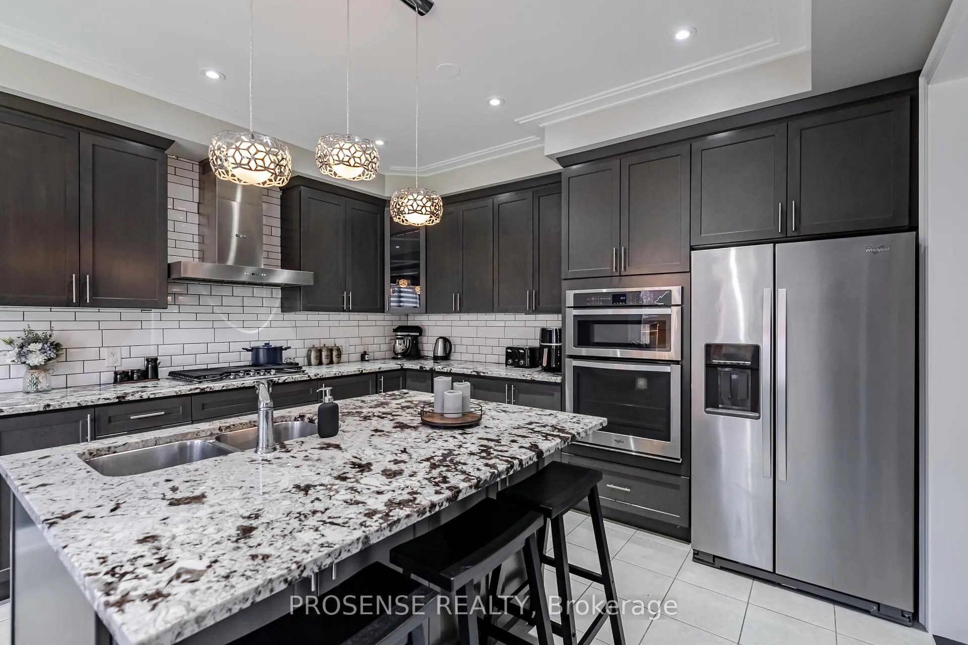 Photo 21 of 8 Macbean Crescent, Hamilton, Waterdown — HOMEH