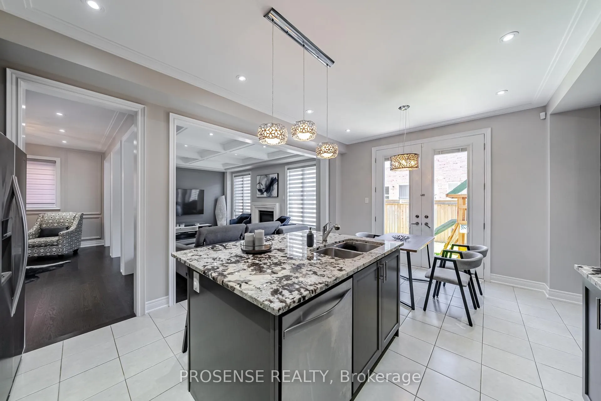 Photo 23 of 8 Macbean Crescent, Hamilton, Waterdown — HOMEH