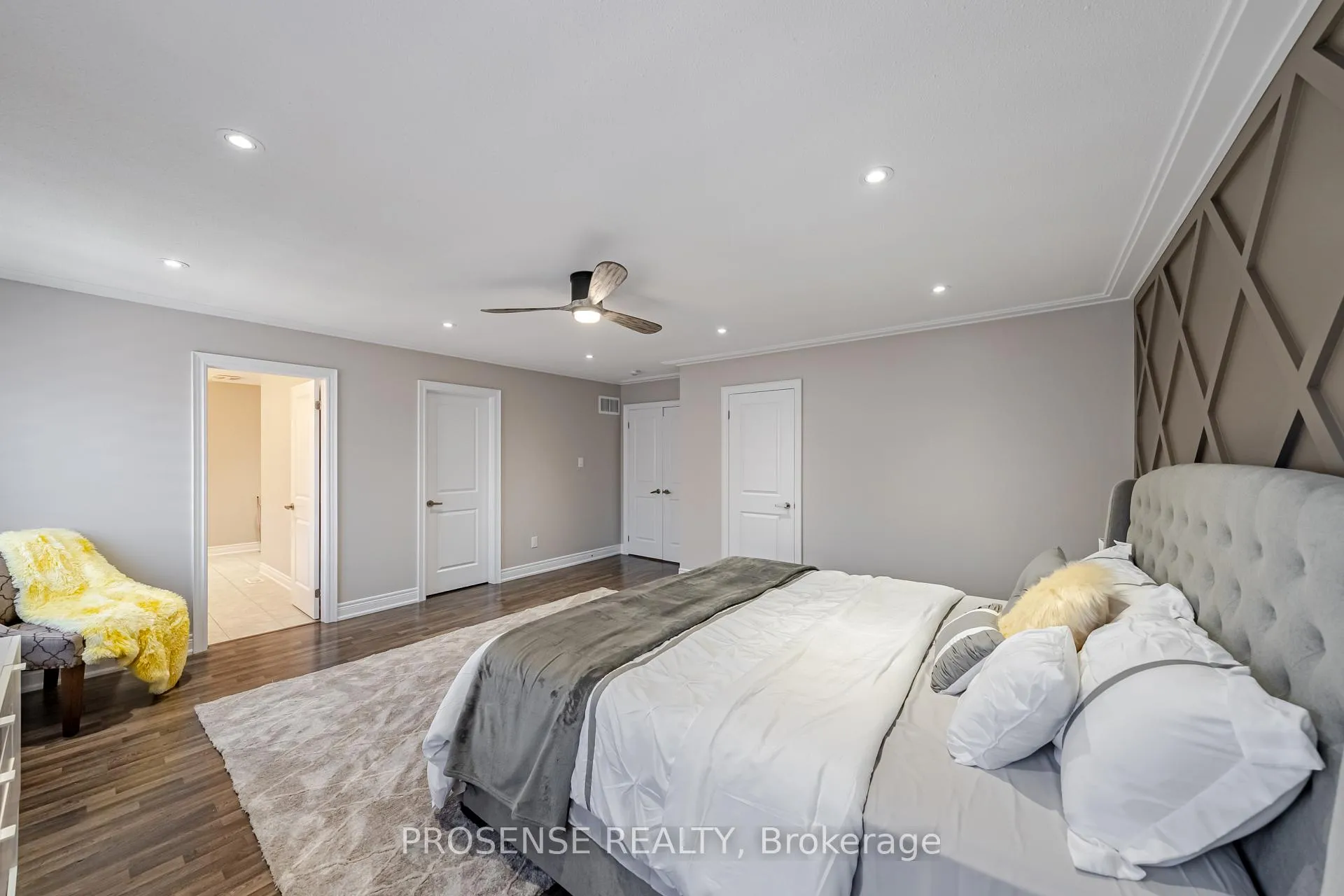 Photo 34 of 8 Macbean Crescent, Hamilton, Waterdown — HOMEH