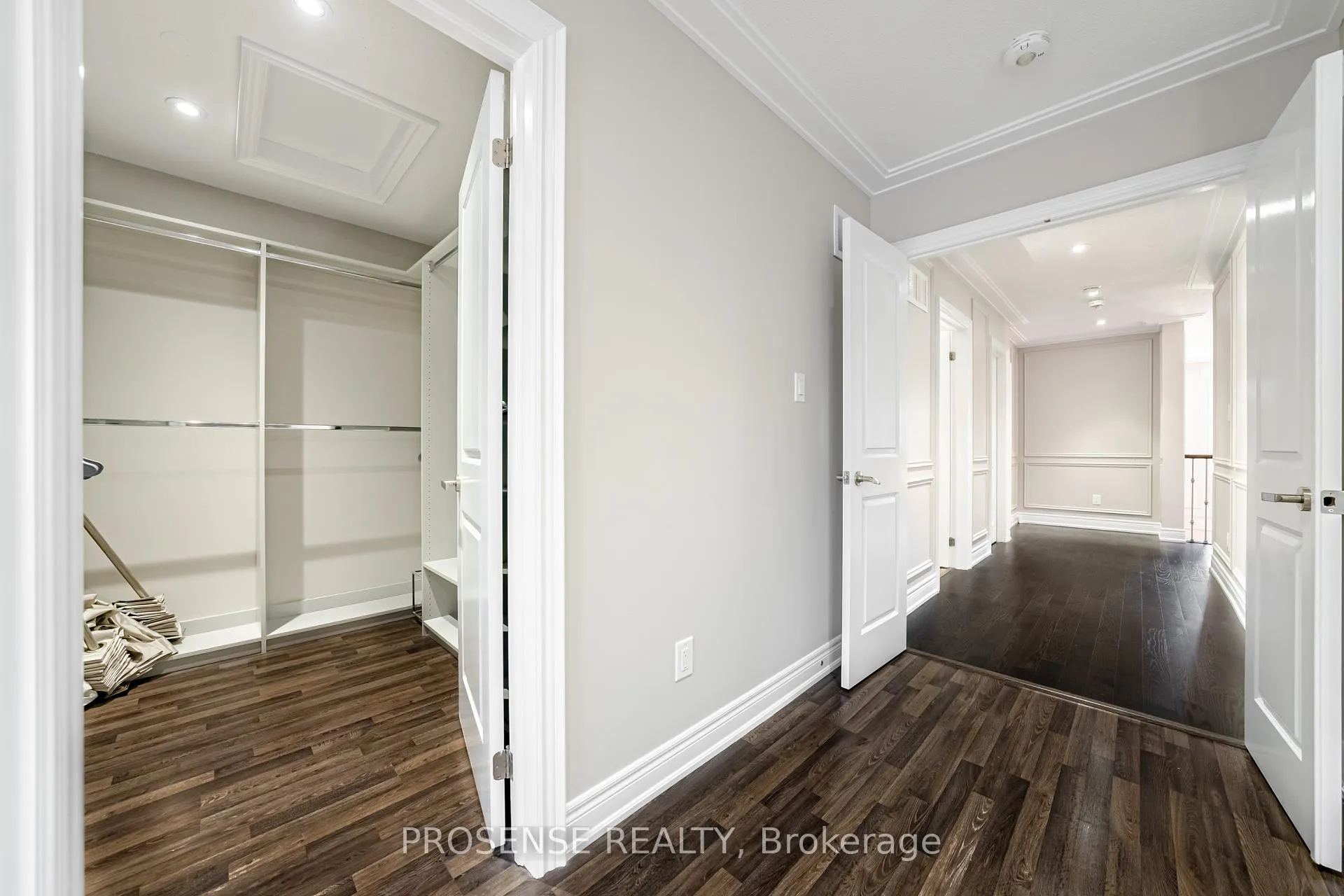 Photo 35 of 8 Macbean Crescent, Hamilton, Waterdown — HOMEH