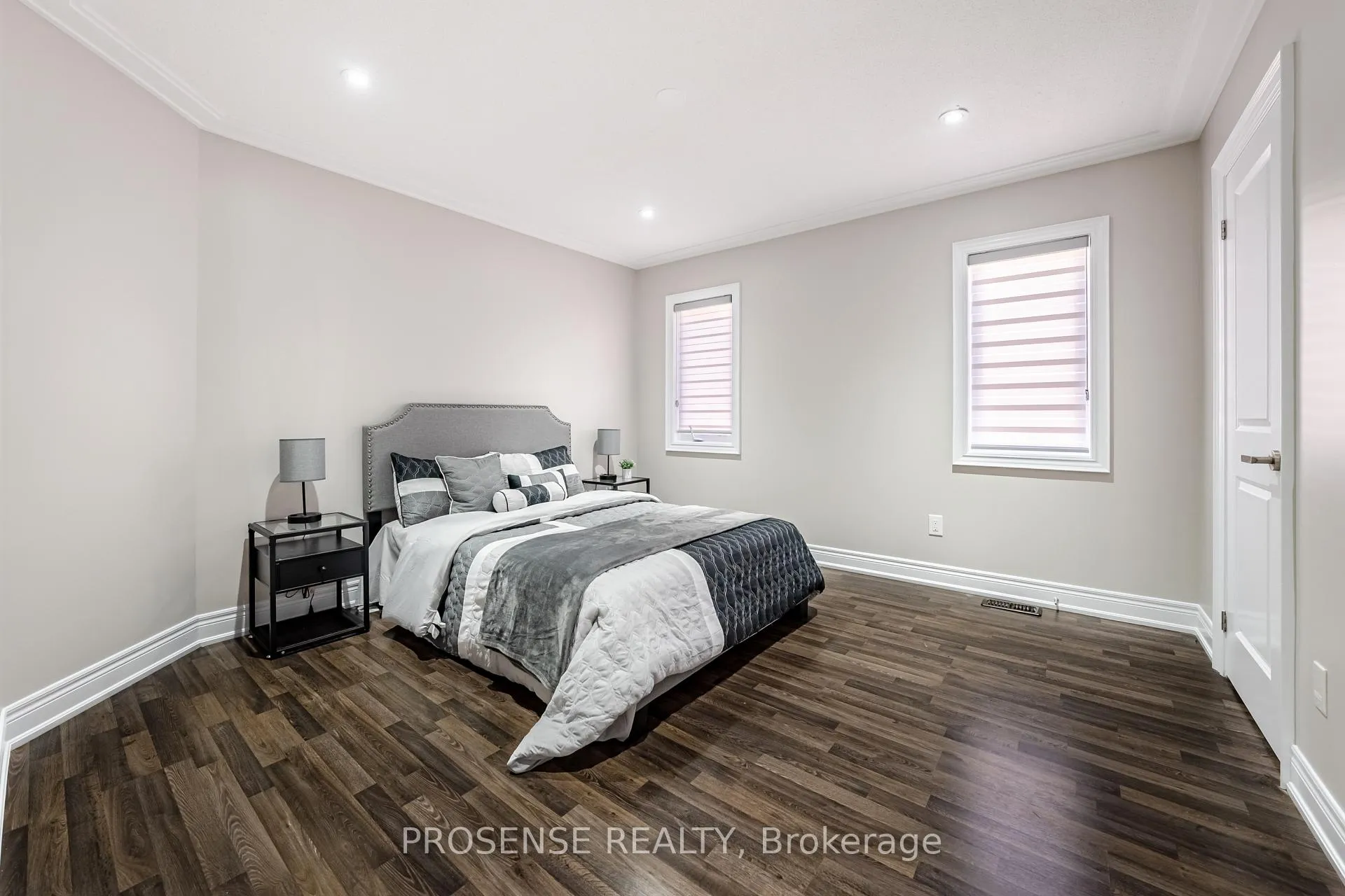 Photo 42 of 8 Macbean Crescent, Hamilton, Waterdown — HOMEH