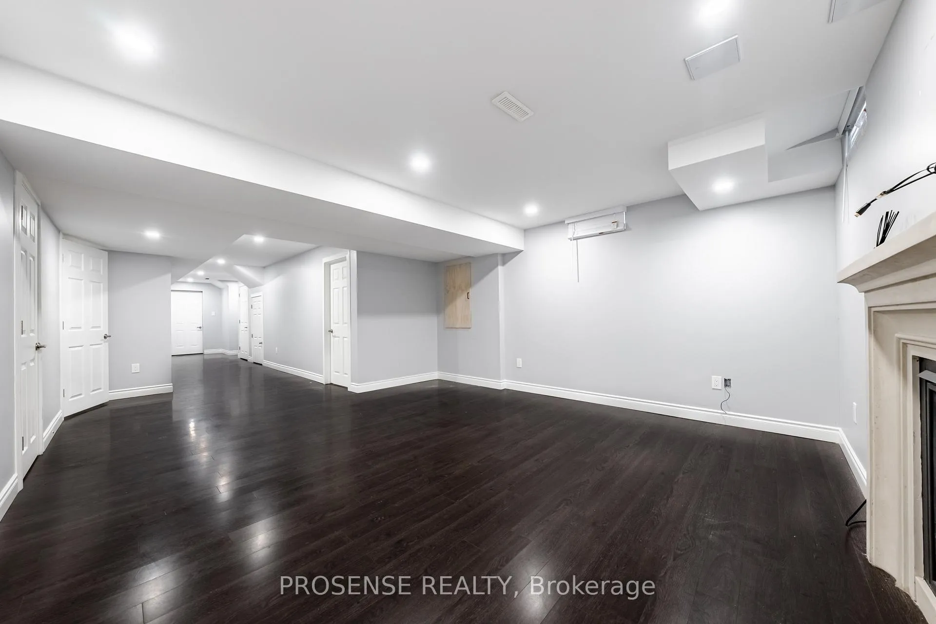 Photo 47 of 8 Macbean Crescent, Hamilton, Waterdown — HOMEH