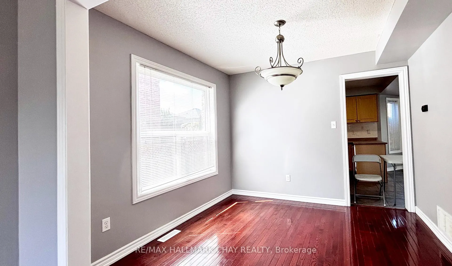Photo 6 of 46 Knupp Road, Barrie, Edgehill Drive — HOMEH