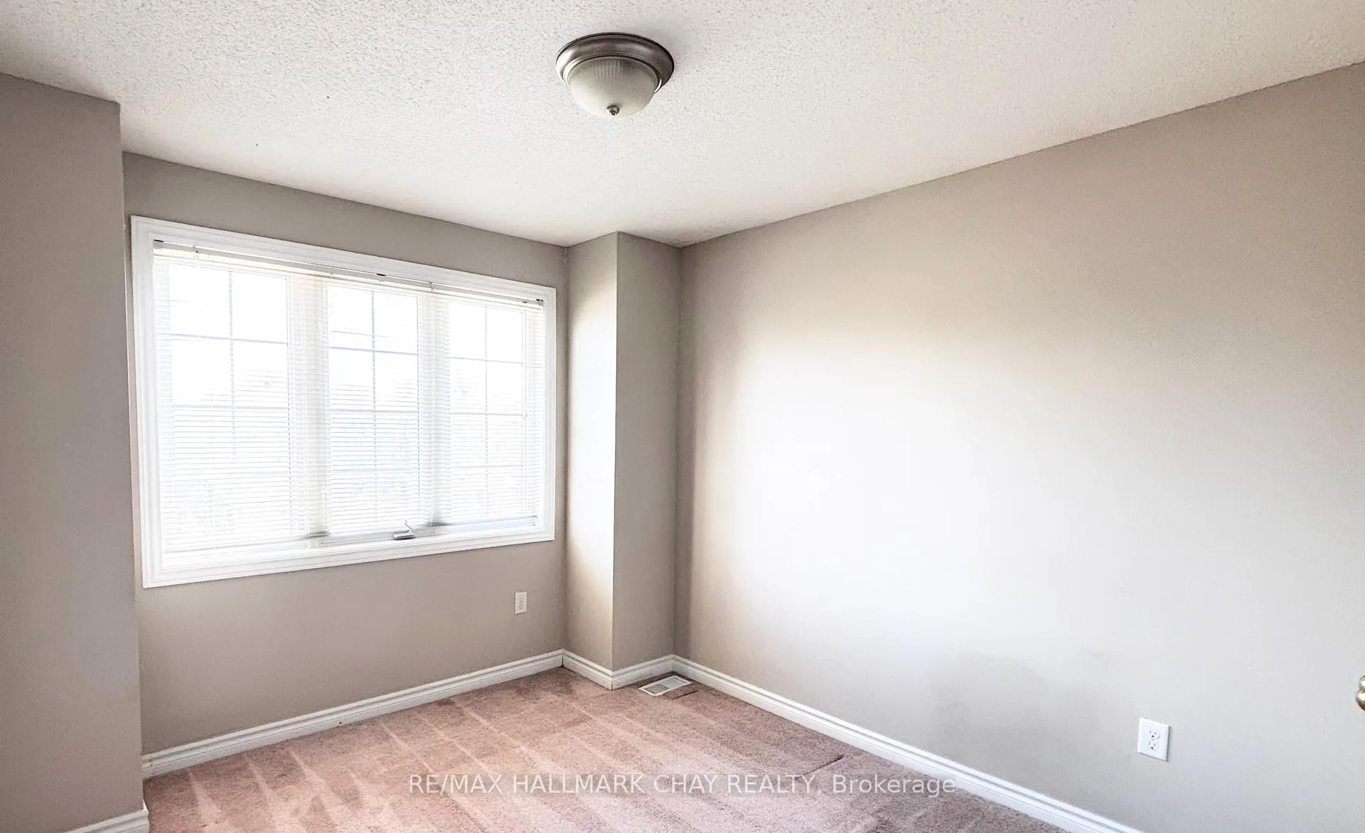 Photo 19 of 46 Knupp Road, Barrie, Edgehill Drive — HOMEH