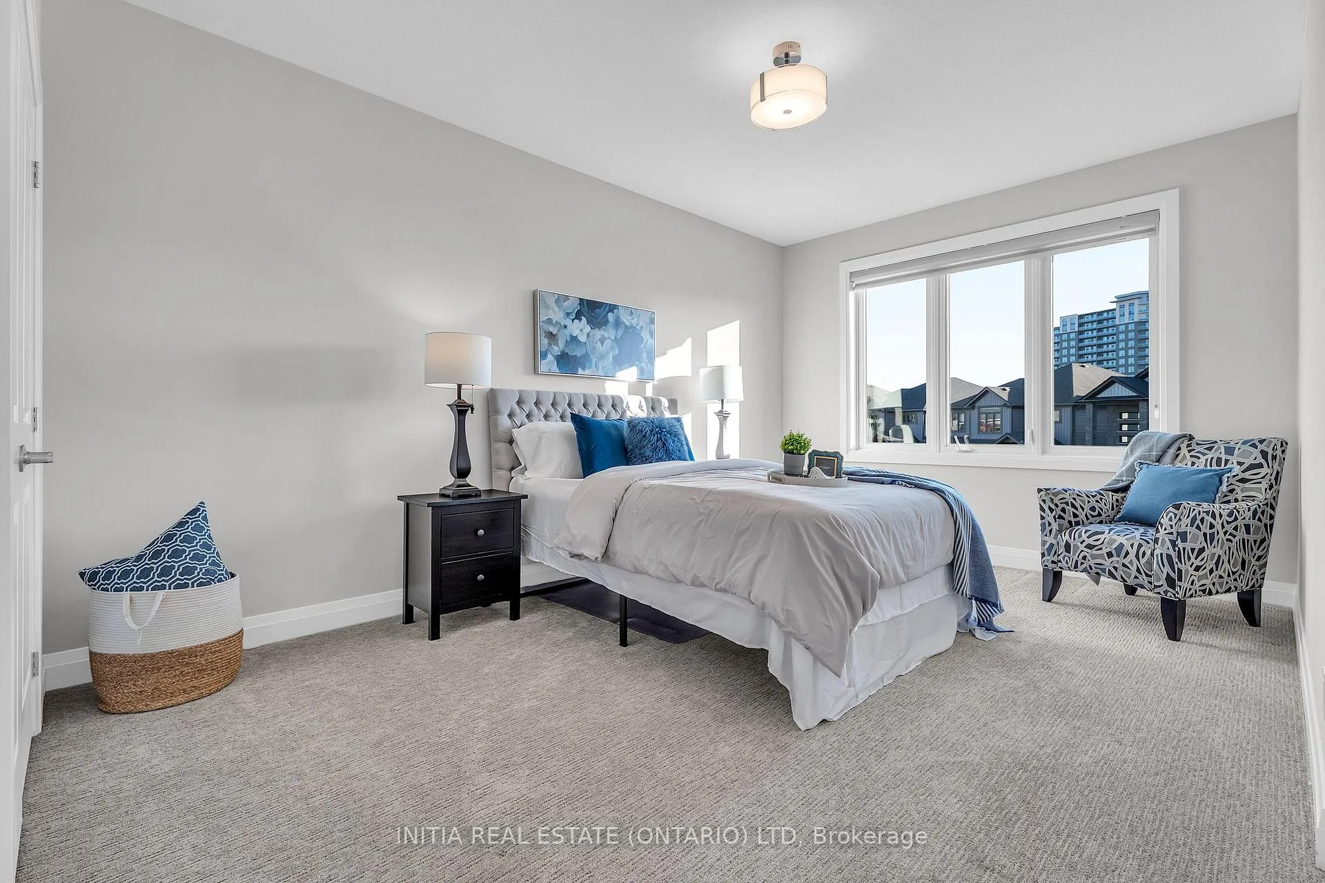 Photo 34 of 1375 Dyer Crescent, London, North S — HOMEH