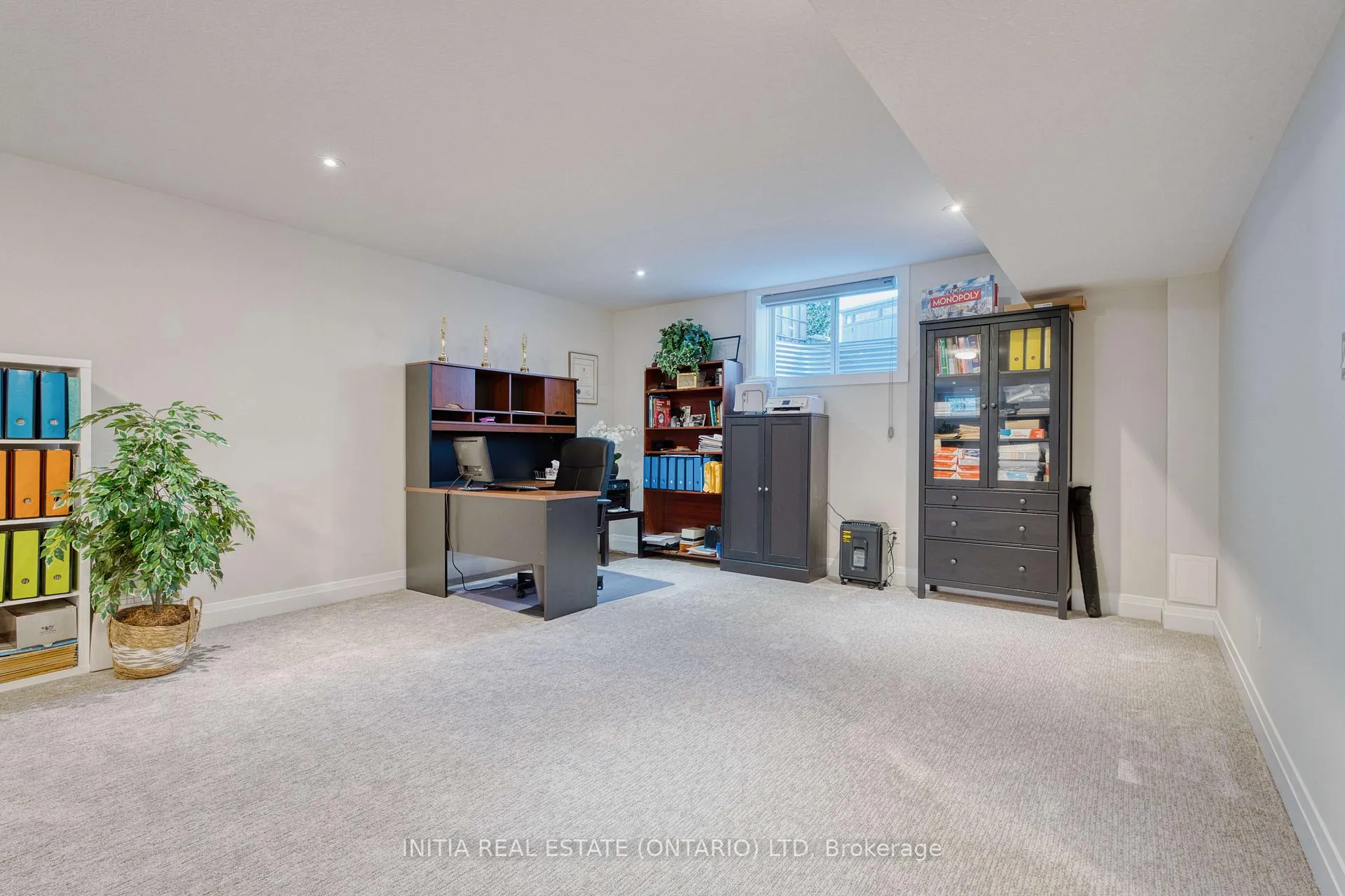 Photo 41 of 1375 Dyer Crescent, London, North S — HOMEH