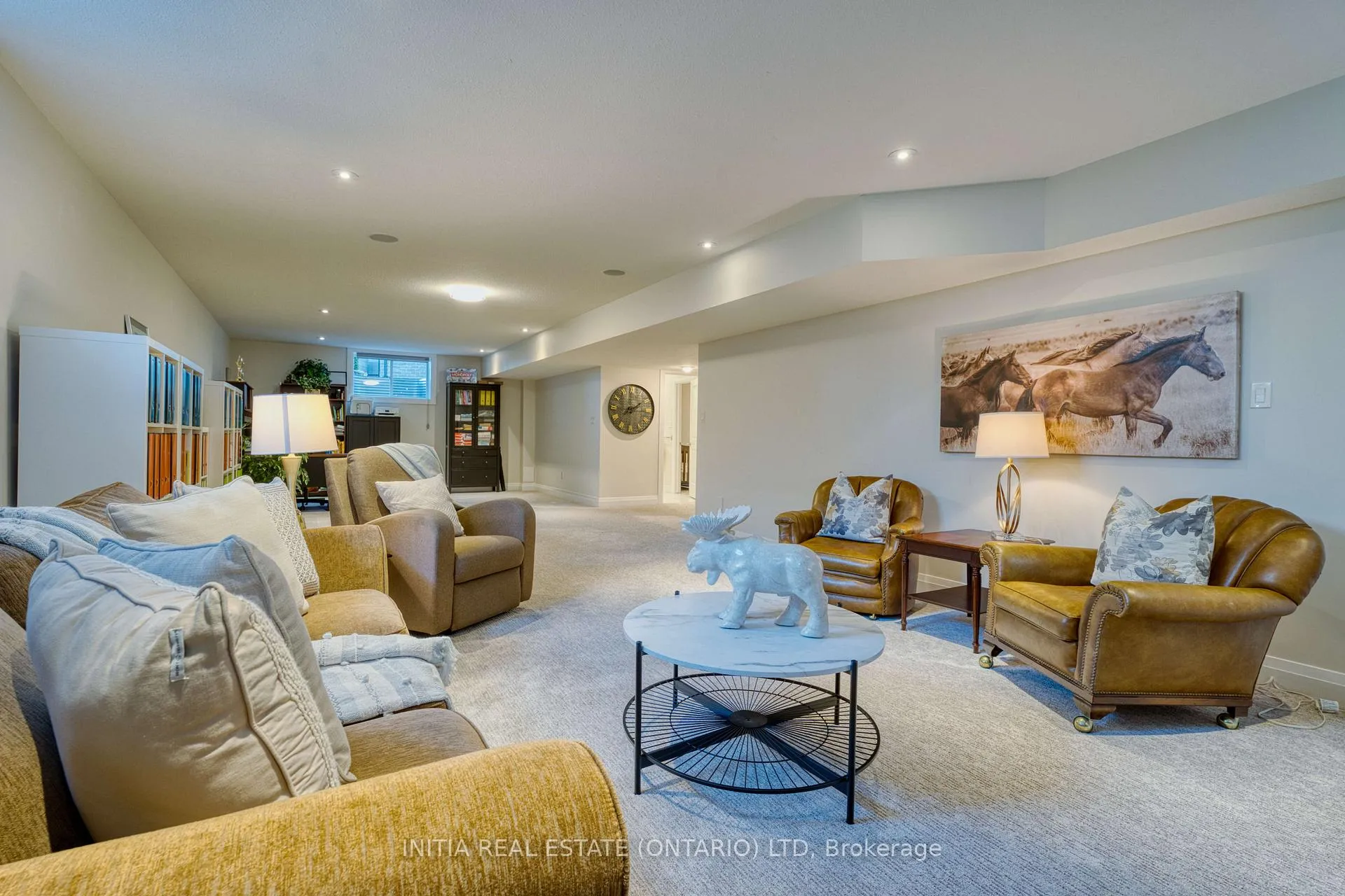 Photo 42 of 1375 Dyer Crescent, London, North S — HOMEH