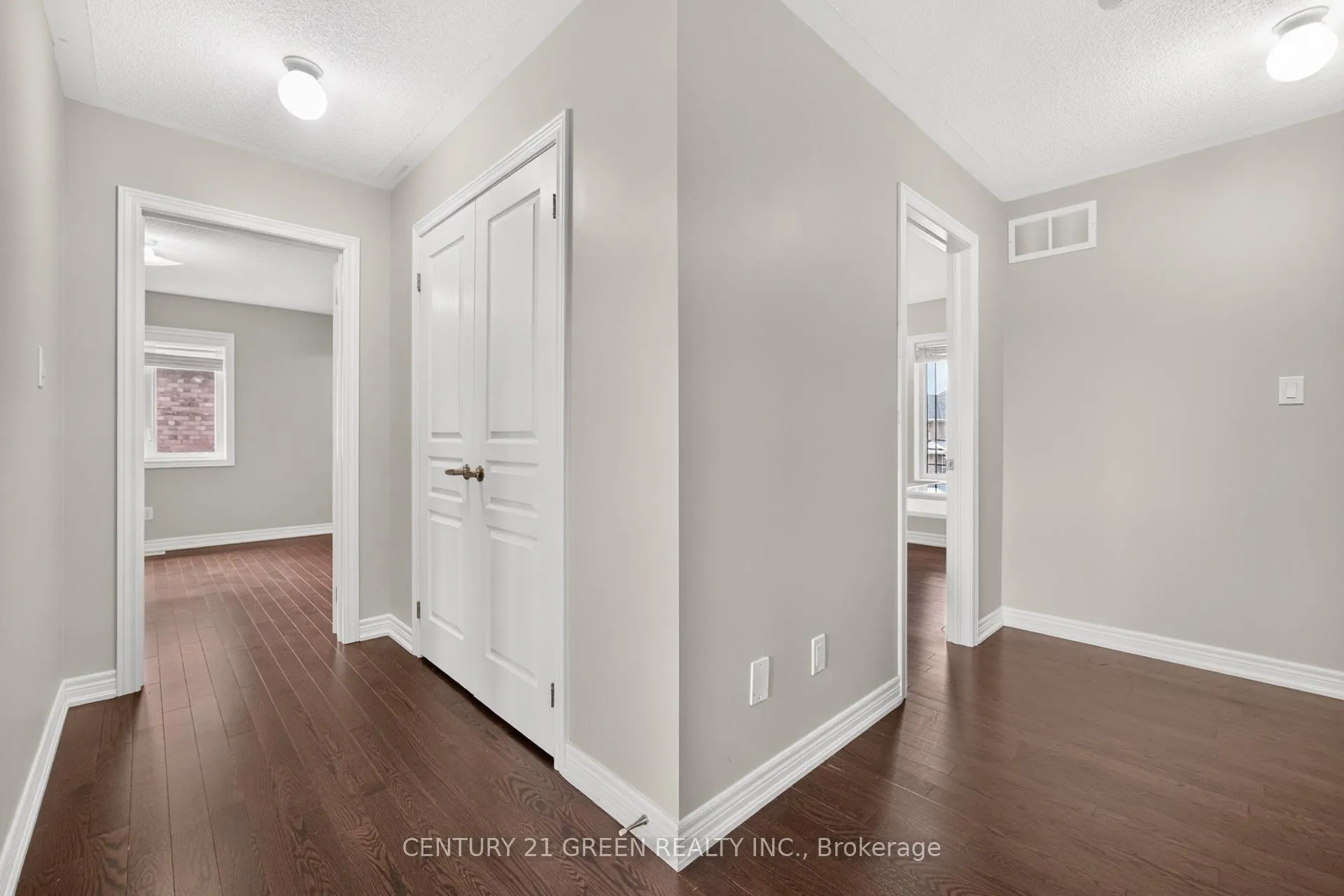 Photo 22 of 35 Roy Road, New Tecumseth, Tottenham — HOMEH