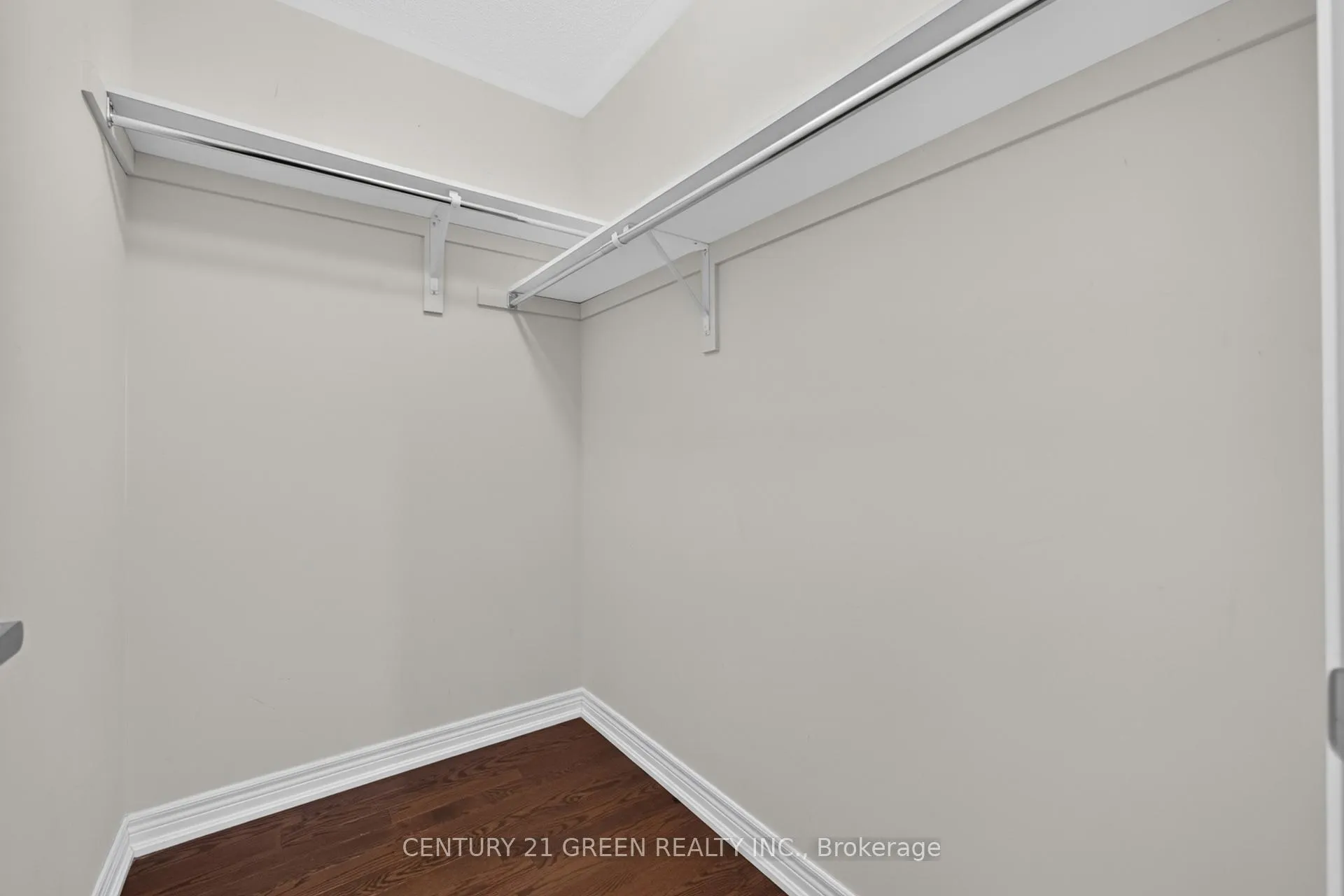 Photo 25 of 35 Roy Road, New Tecumseth, Tottenham — HOMEH