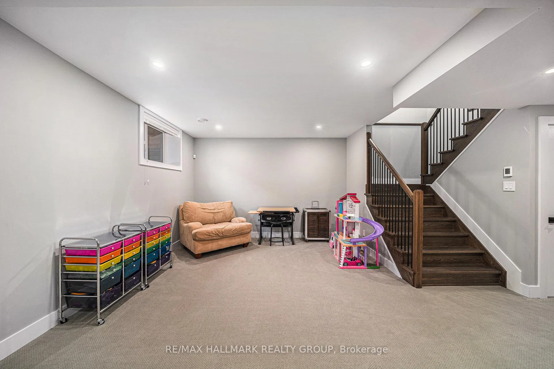 Photo 24 of 17 Leeming Drive, Ottawa, Crystal Beach — HOMEH