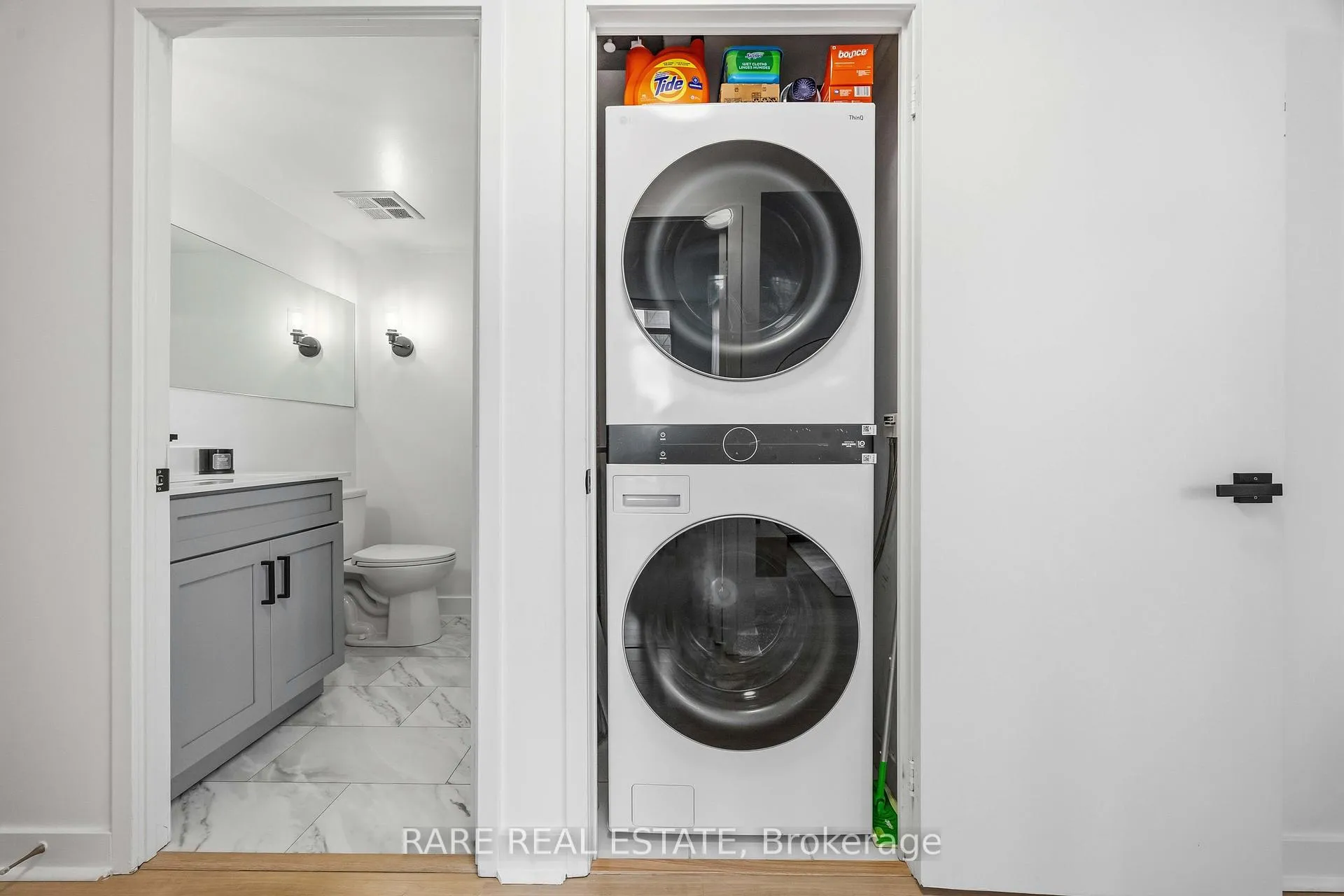 Photo 13 of Unit 1002, 4K Spadina Avenue, Toronto, Waterfront Communities — HOMEH
