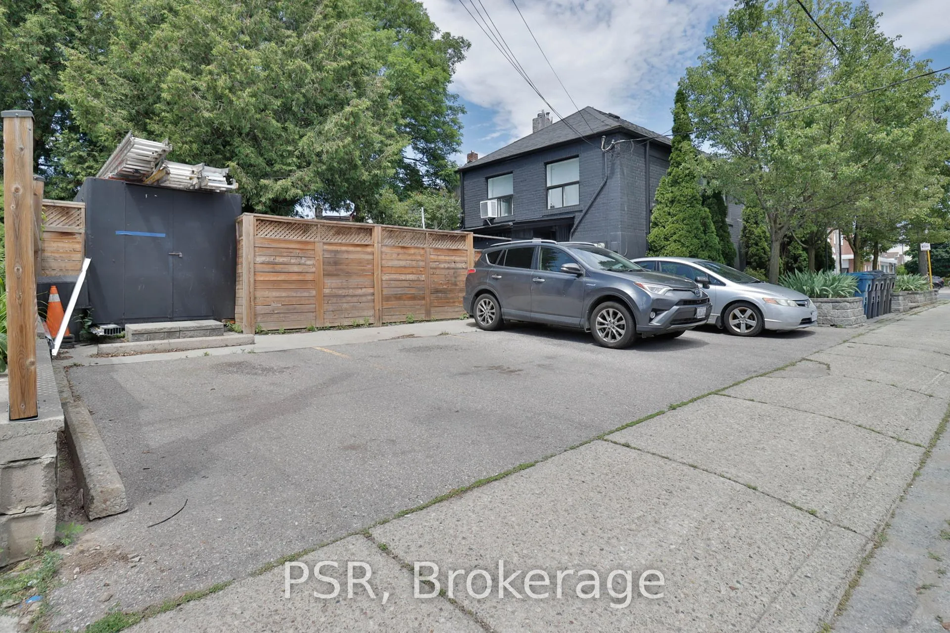 Photo 14 of Unit 2, 170 Holborne Avenue, Toronto, Danforth Village-East York — HOMEH