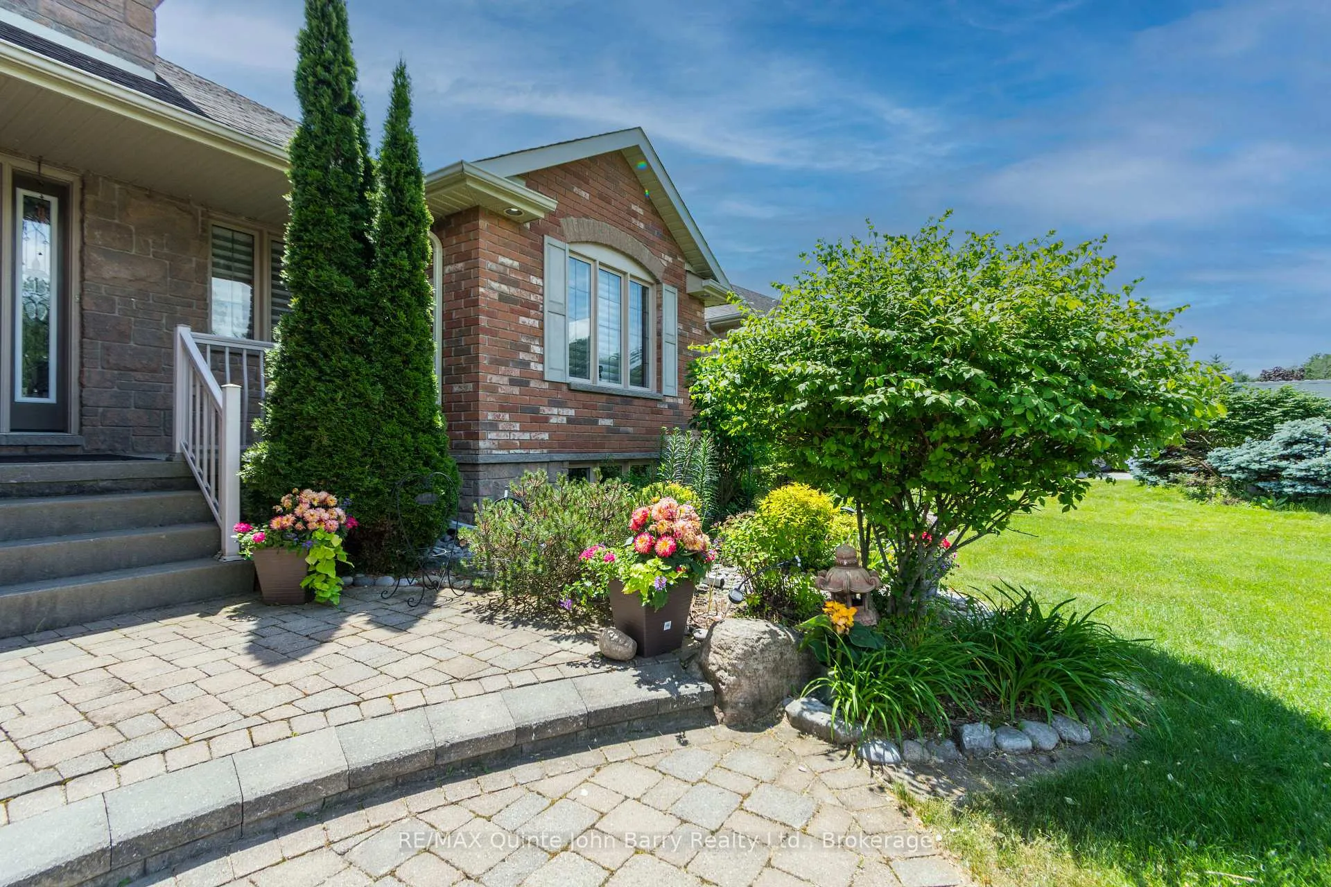 Photo 3 of 2 Pine Marsh Lane, Quinte West, Murray Ward — HOMEH