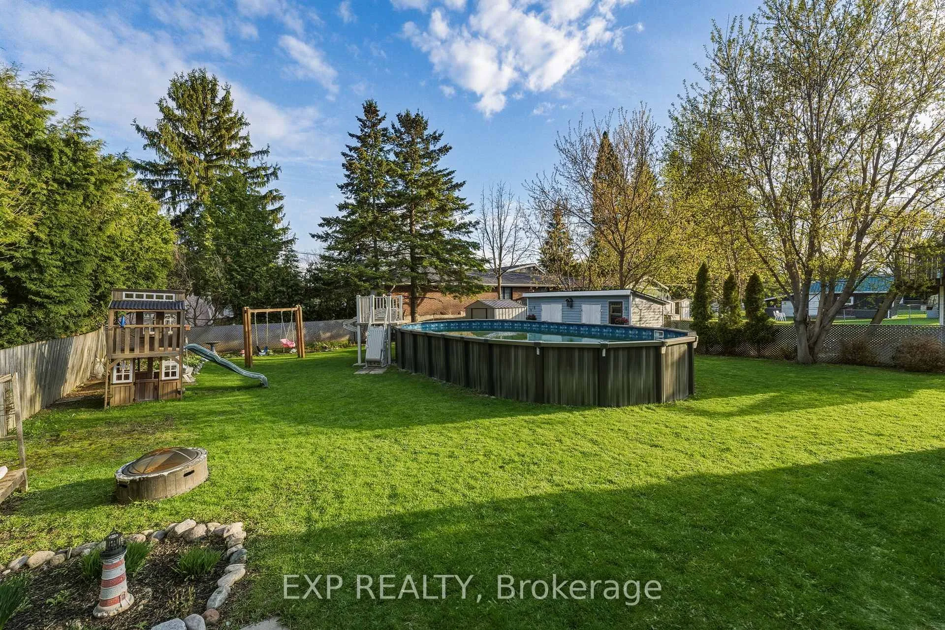 Photo 40 of 287 Elmview Gardens, Georgina, Historic Lakeshore Communities — HOMEH