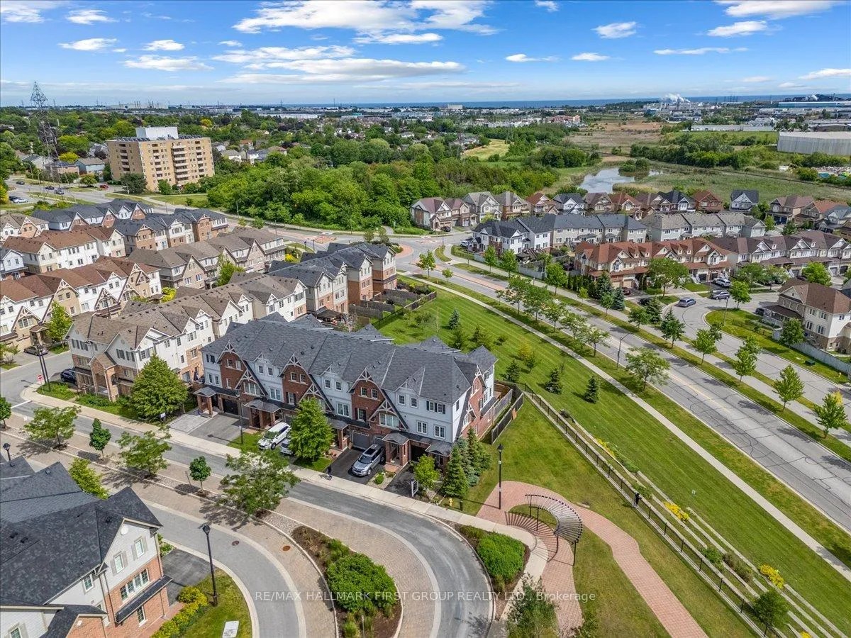 Photo 4 of 90 Magpie Way, Whitby, Blue Grass Meadows — HOMEH