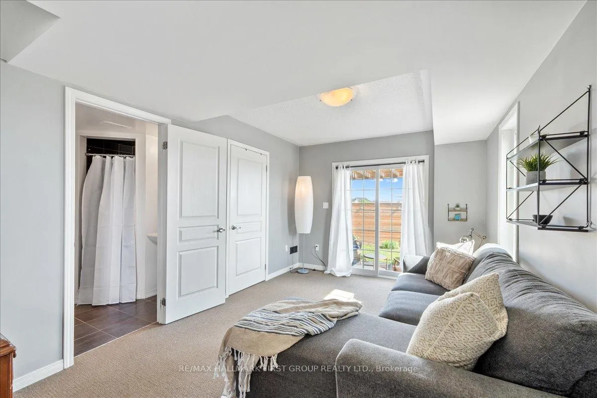 Photo 7 of 90 Magpie Way, Whitby, Blue Grass Meadows — HOMEH