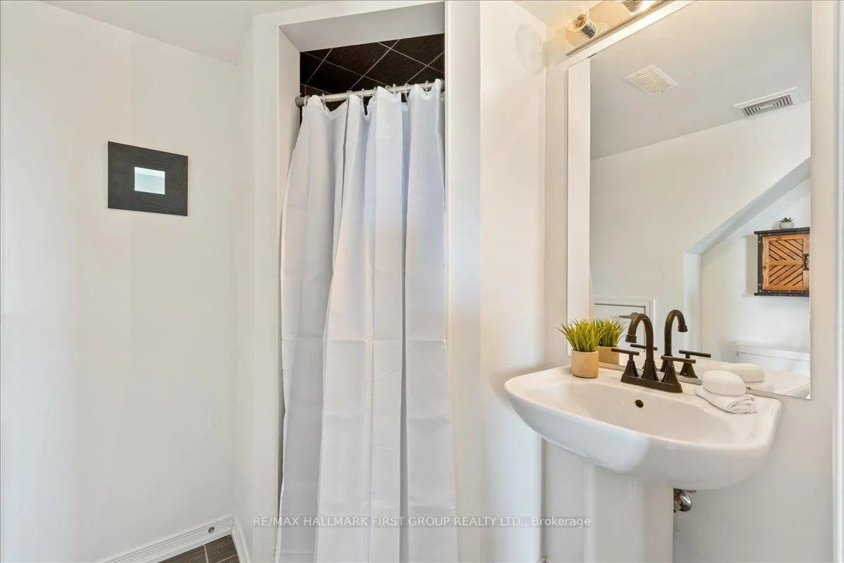 Photo 10 of 90 Magpie Way, Whitby, Blue Grass Meadows — HOMEH