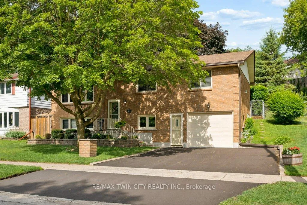 Photo 2 of 336 Manchester Road, Kitchener, Heritage Park - Kitchener — HOMEH
