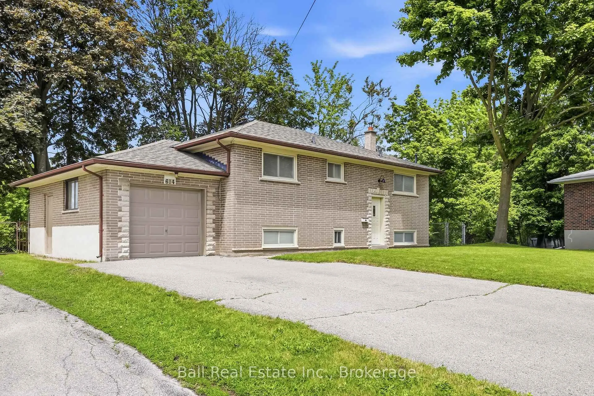 Photo 2 of 614 Lansdowne Drive, Oshawa, Eastdale — HOMEH