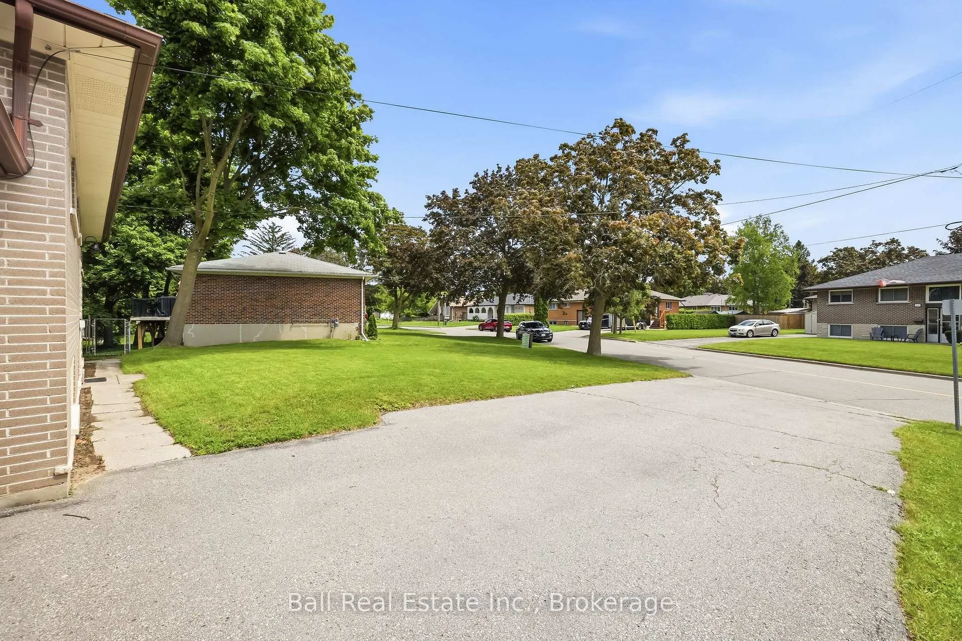 Photo 5 of 614 Lansdowne Drive, Oshawa, Eastdale — HOMEH