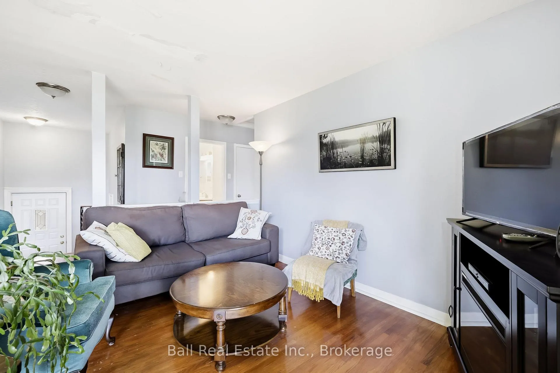 Photo 10 of 614 Lansdowne Drive, Oshawa, Eastdale — HOMEH