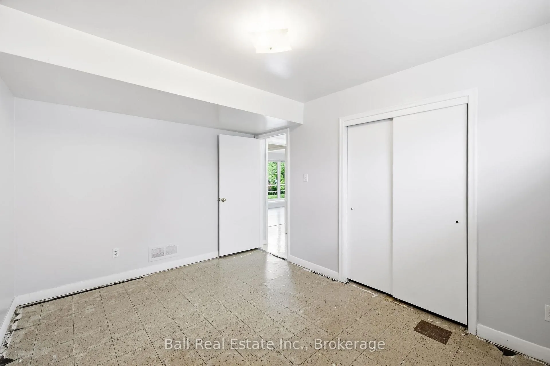 Photo 37 of 614 Lansdowne Drive, Oshawa, Eastdale — HOMEH
