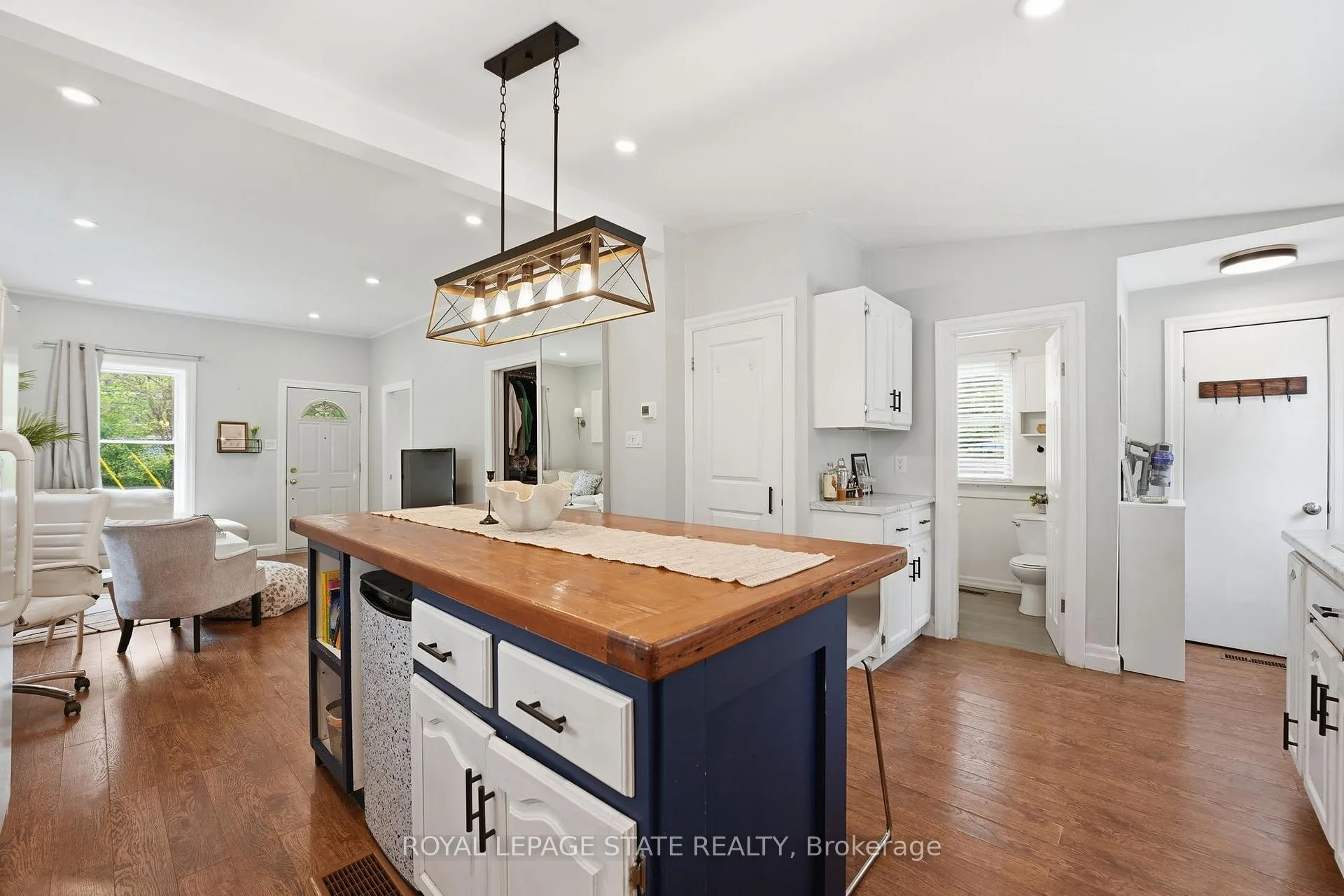 Photo 15 of 43 Alonzo Street, Brantford — HOMEH