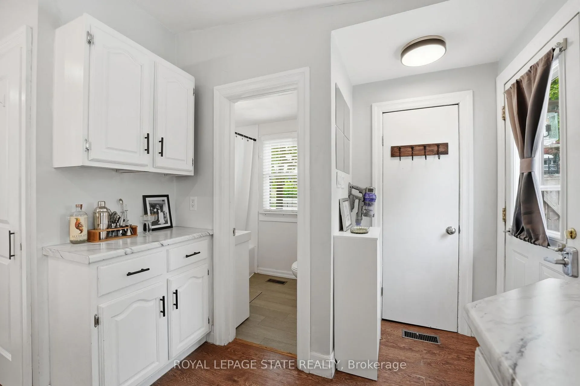 Photo 17 of 43 Alonzo Street, Brantford — HOMEH