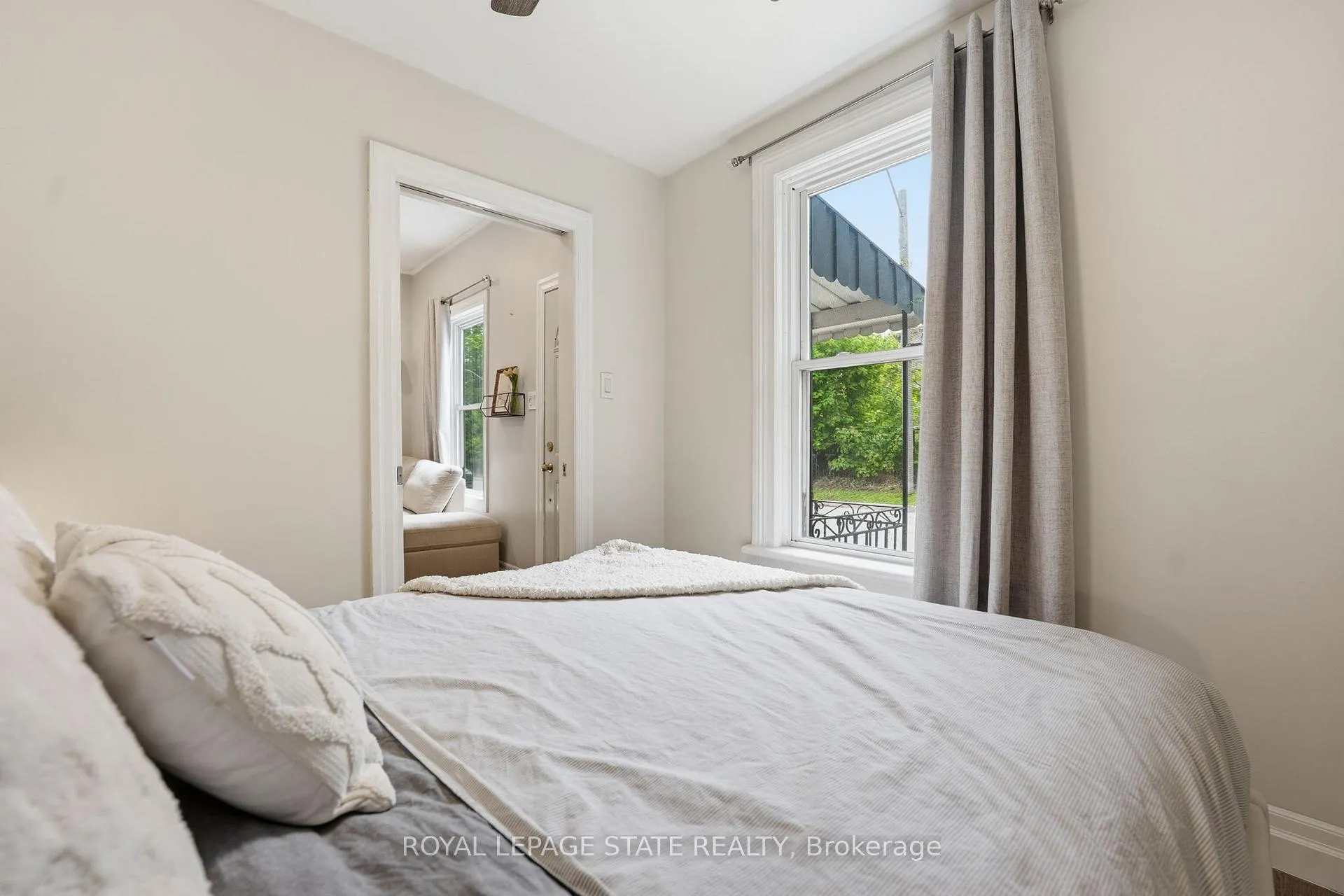 Photo 23 of 43 Alonzo Street, Brantford — HOMEH