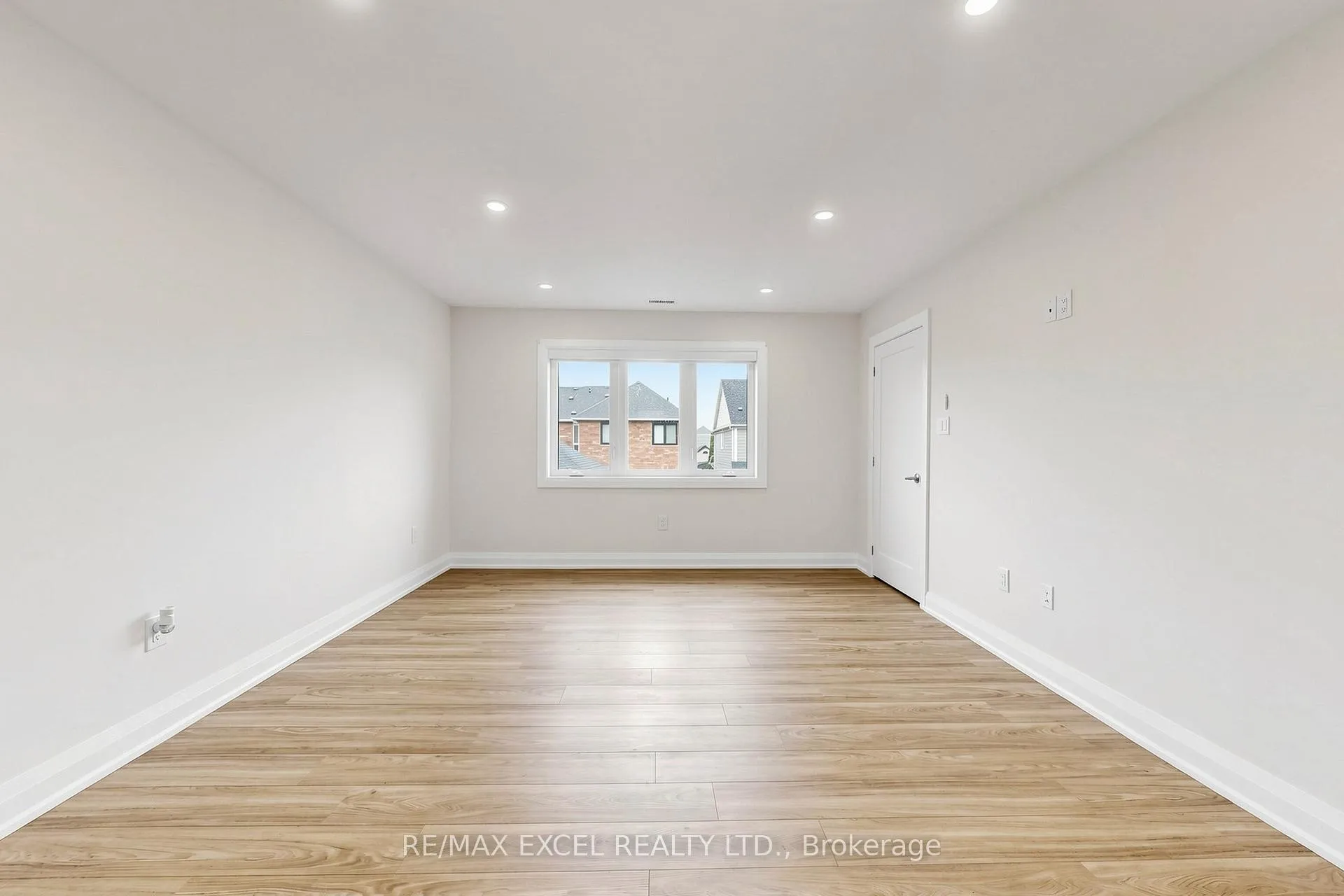Photo 14 of 6 Lappe Avenue, Markham, Cornell — HOMEH