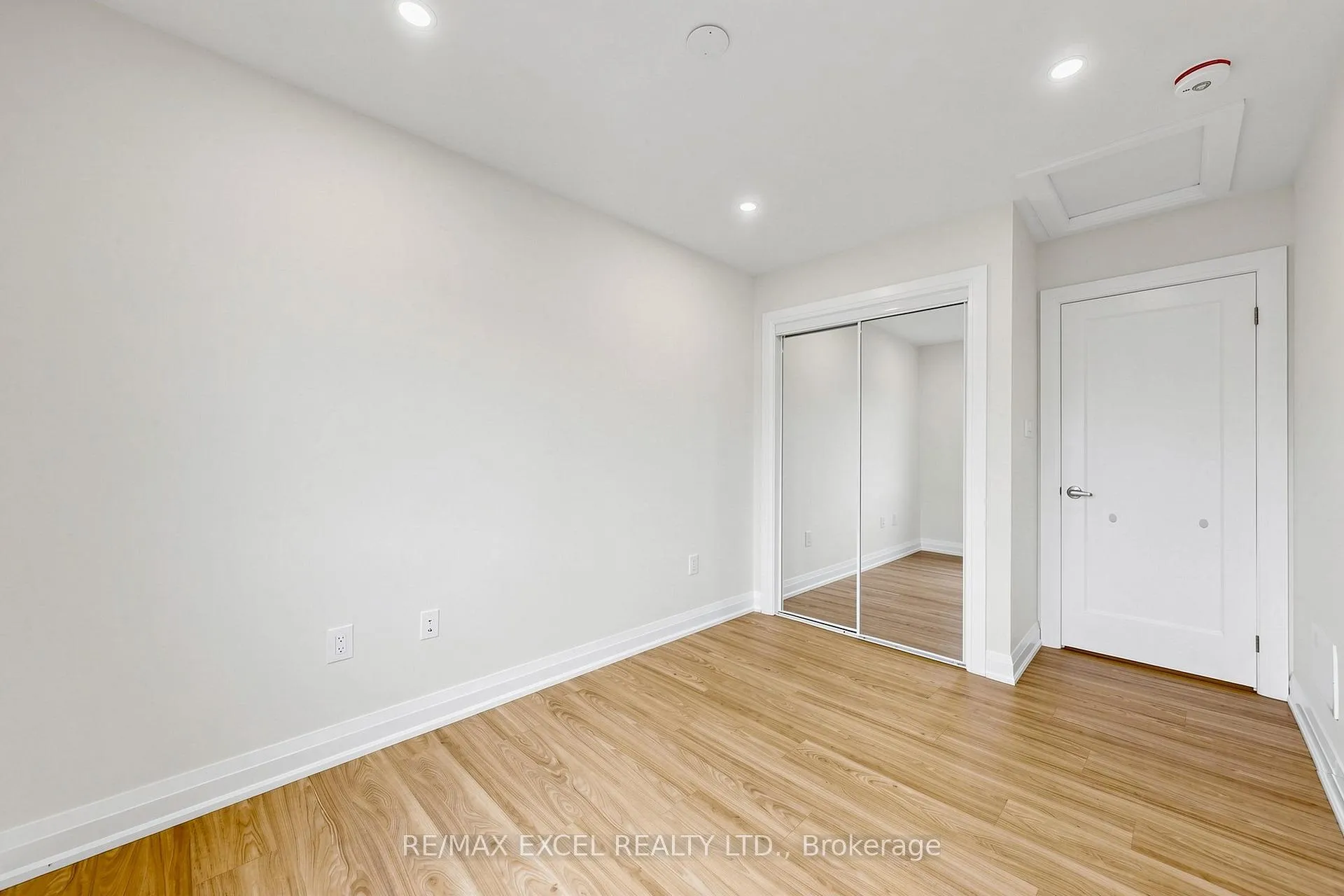 Photo 20 of 6 Lappe Avenue, Markham, Cornell — HOMEH