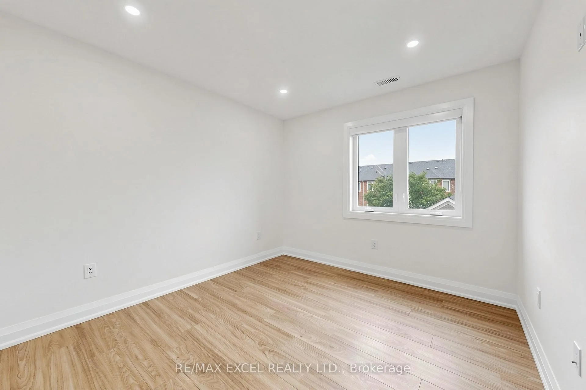 Photo 21 of 6 Lappe Avenue, Markham, Cornell — HOMEH