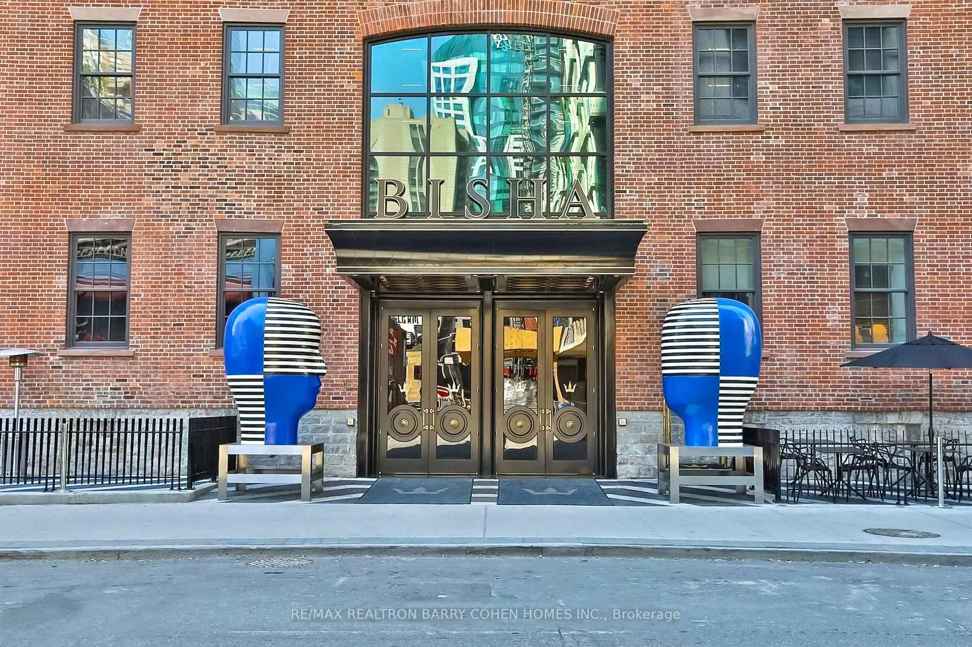 Photo 2 of Unit 4101, 88 Blue Jays Way, Toronto, Waterfront Communities — HOMEH