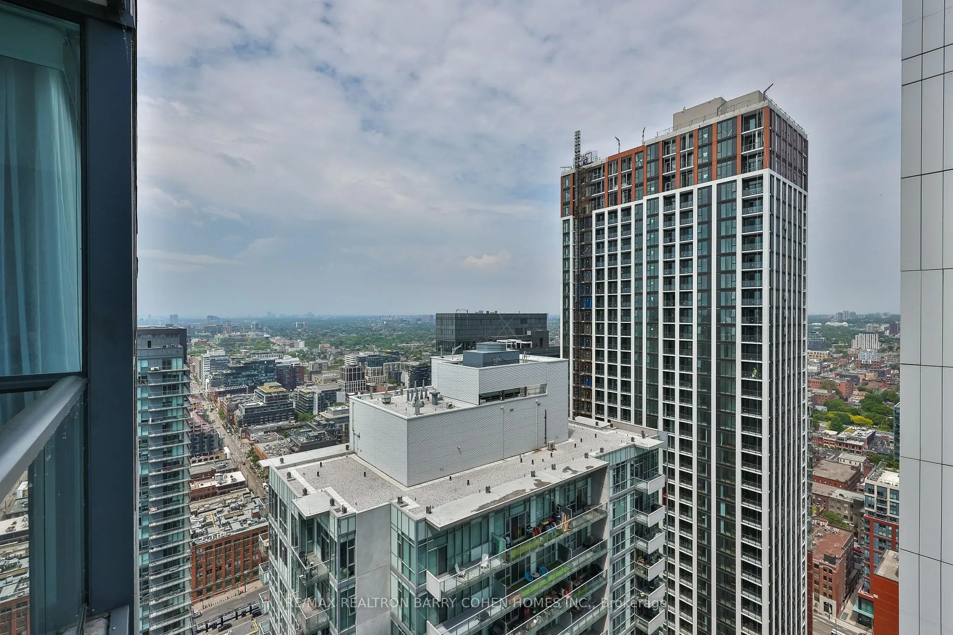 Photo 30 of Unit 4101, 88 Blue Jays Way, Toronto, Waterfront Communities — HOMEH