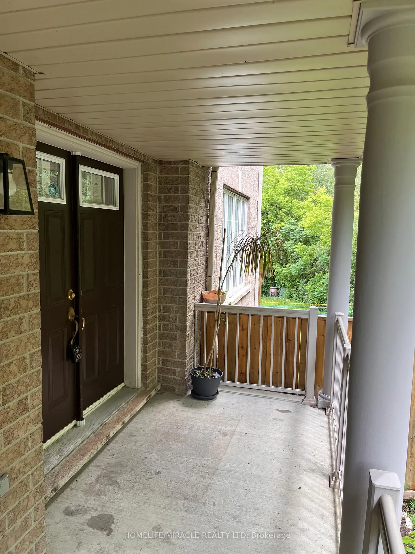 Photo 2 of 161 Cathedral Drive, Whitby, Rolling Acres — HOMEH