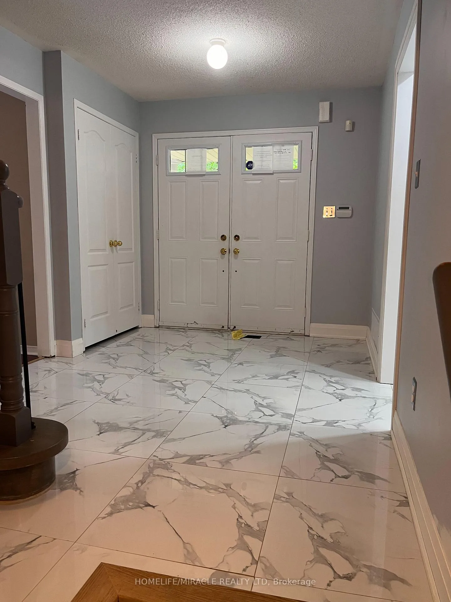 Photo 3 of 161 Cathedral Drive, Whitby, Rolling Acres — HOMEH