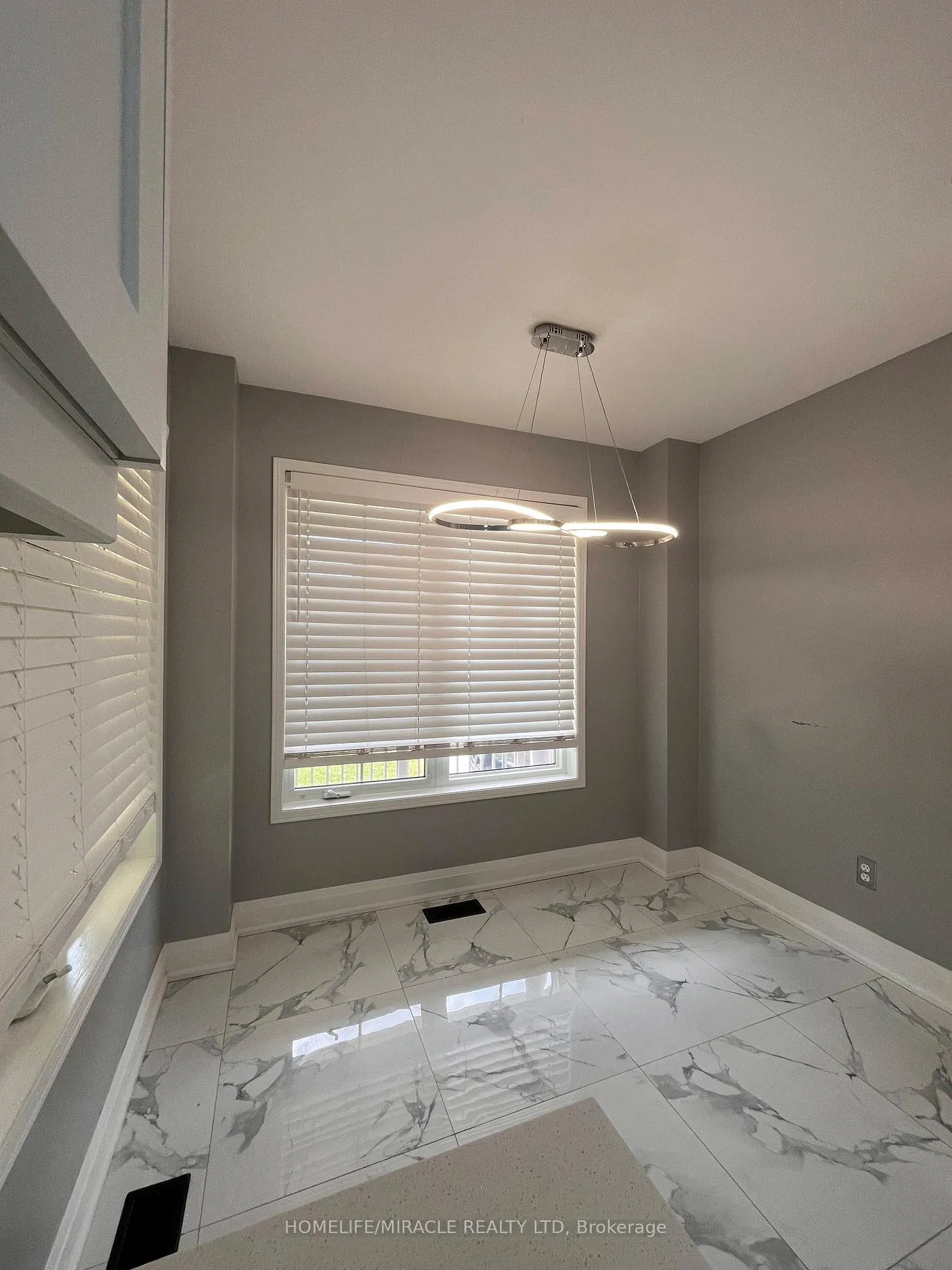 Photo 6 of 161 Cathedral Drive, Whitby, Rolling Acres — HOMEH
