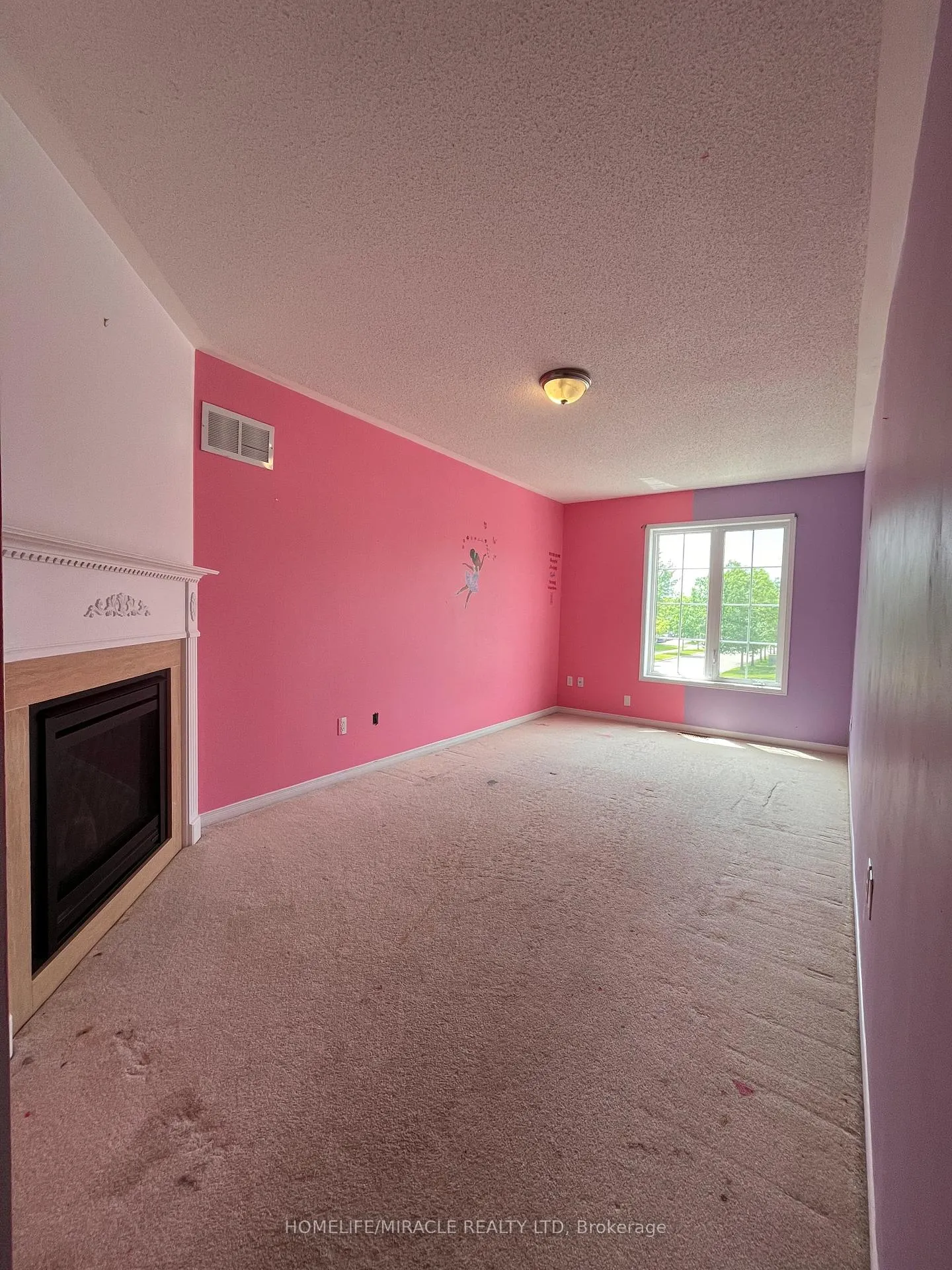 Photo 8 of 161 Cathedral Drive, Whitby, Rolling Acres — HOMEH