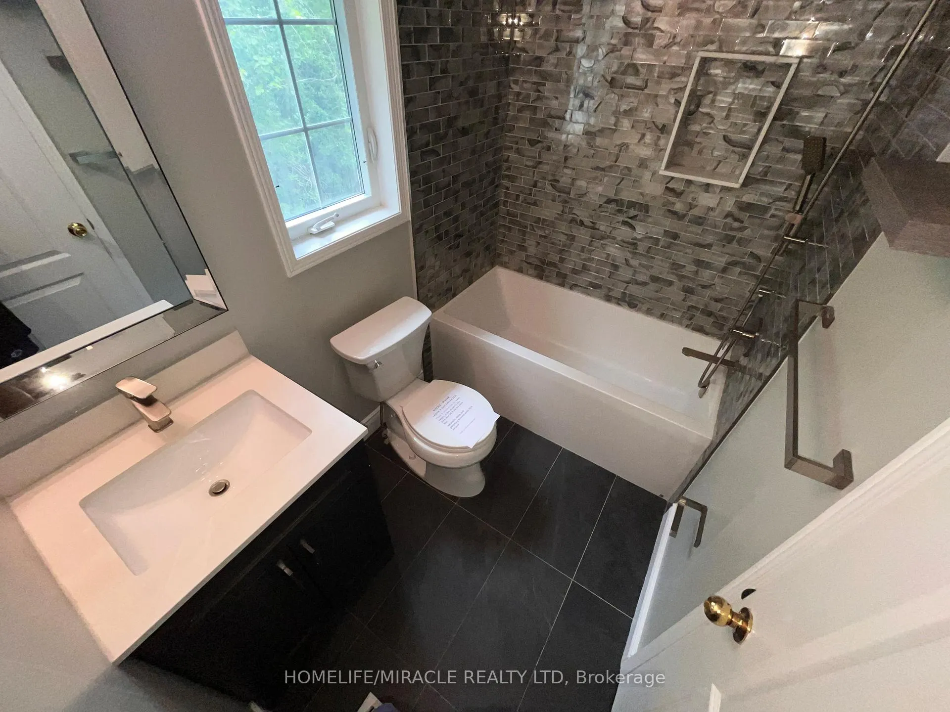 Photo 10 of 161 Cathedral Drive, Whitby, Rolling Acres — HOMEH