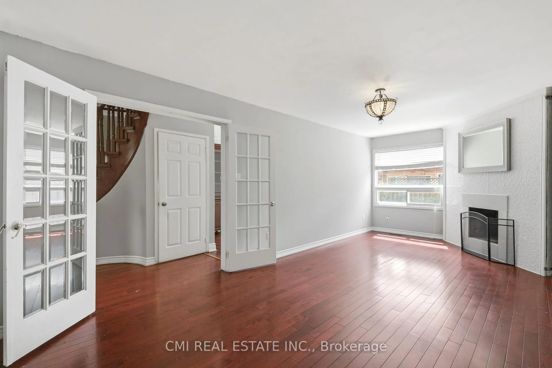 Photo 7 of 31 Castlehill Road, Brampton, Northwood Park — HOMEH
