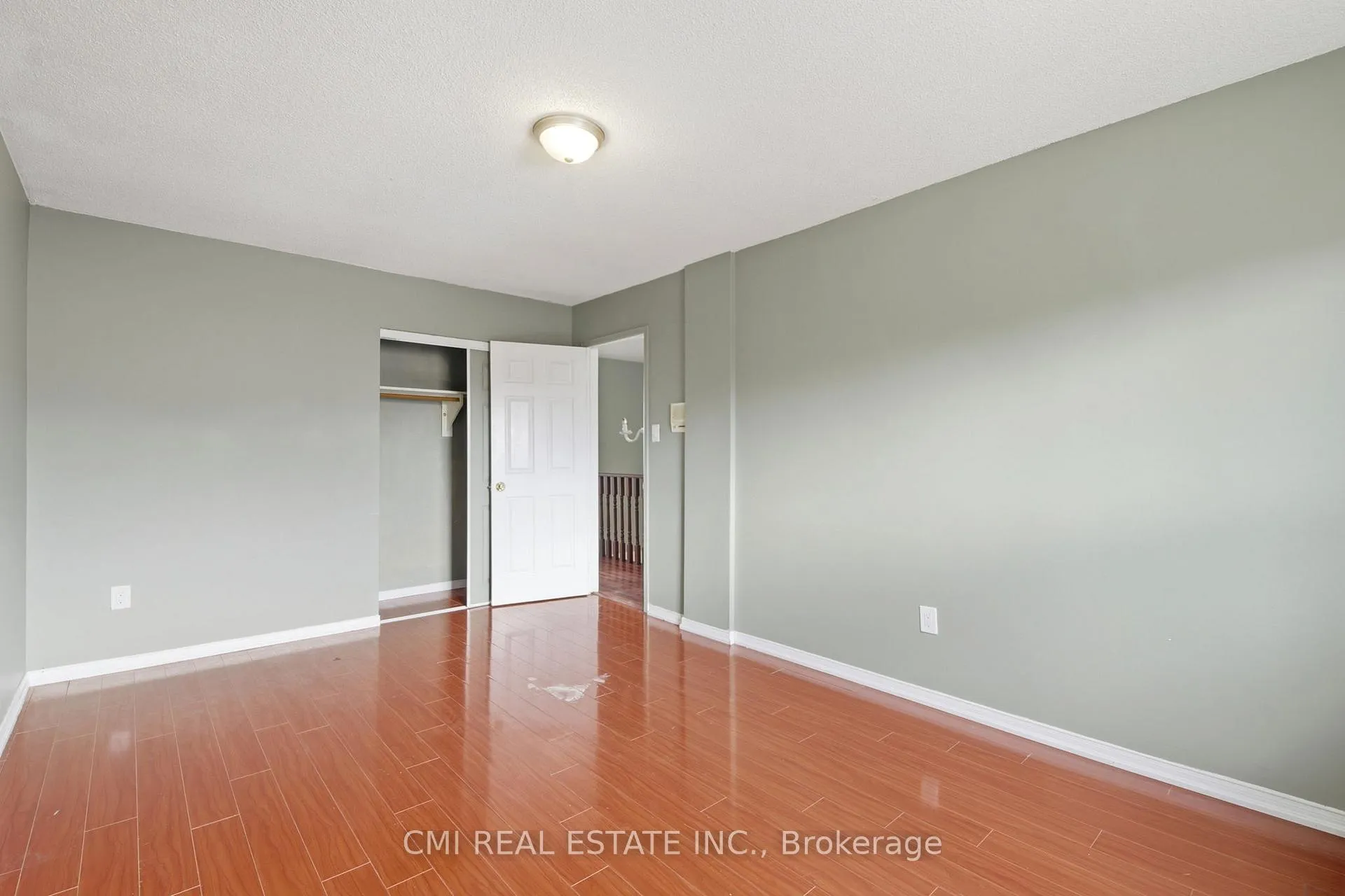 Photo 11 of 31 Castlehill Road, Brampton, Northwood Park — HOMEH