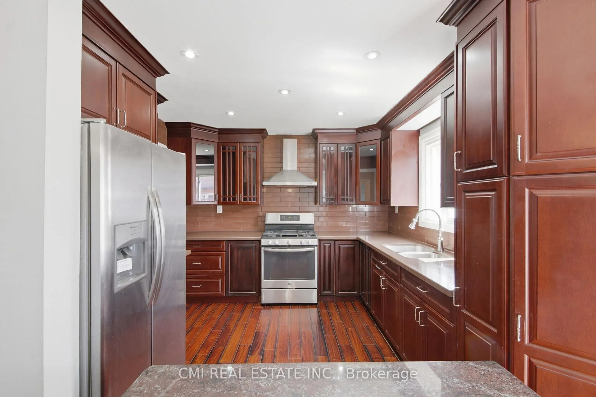 Photo 14 of 31 Castlehill Road, Brampton, Northwood Park — HOMEH
