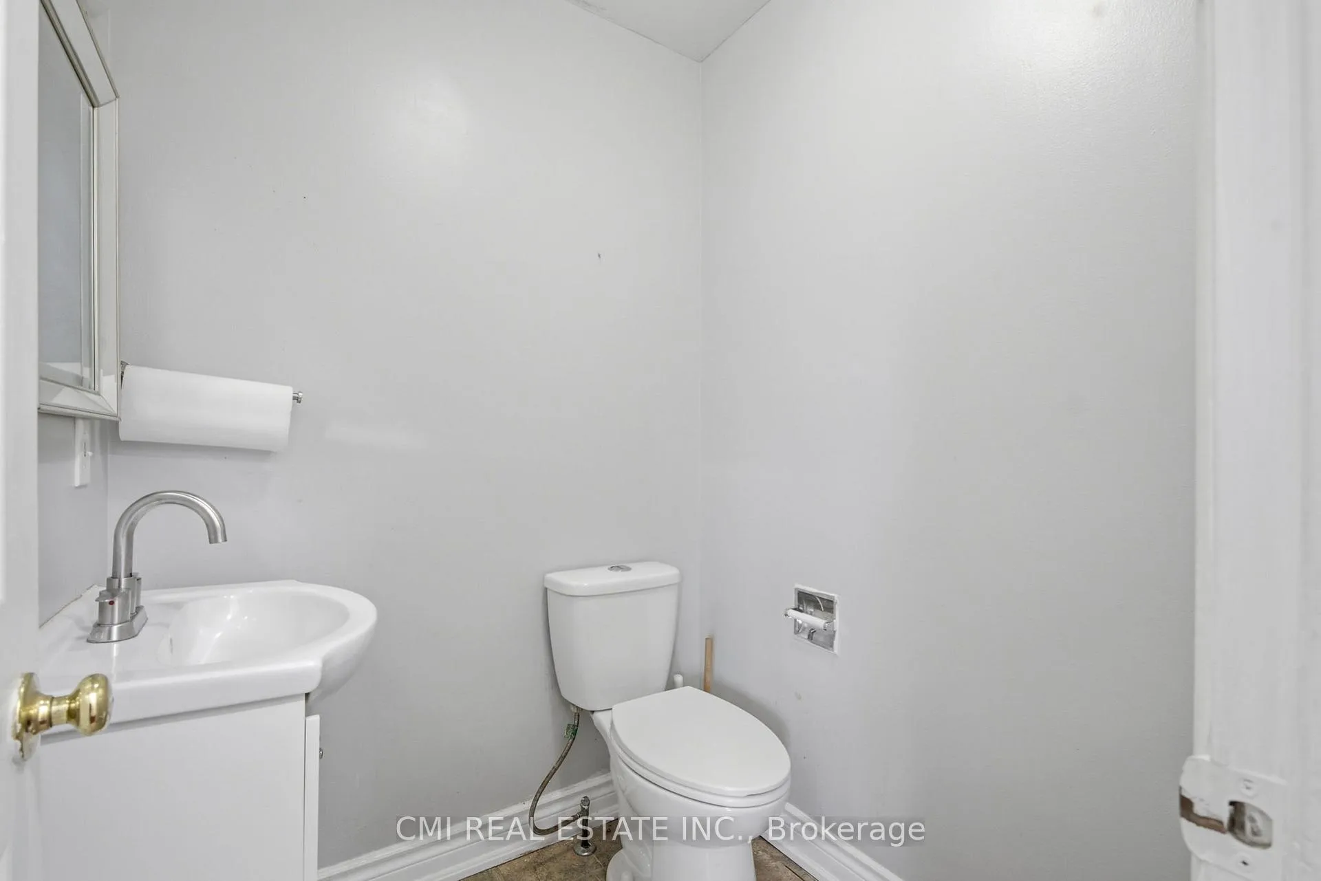 Photo 27 of 31 Castlehill Road, Brampton, Northwood Park — HOMEH
