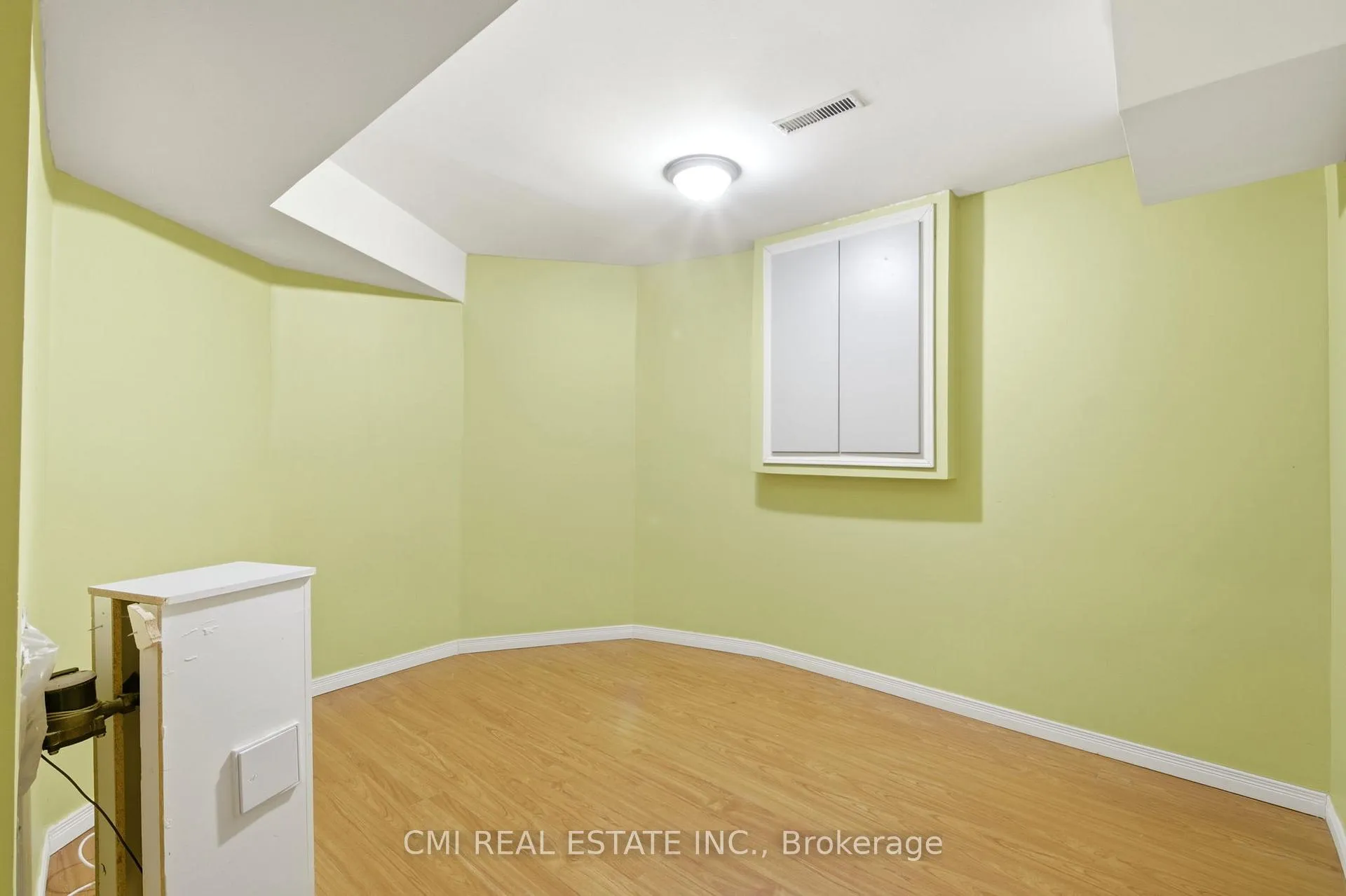 Photo 34 of 31 Castlehill Road, Brampton, Northwood Park — HOMEH