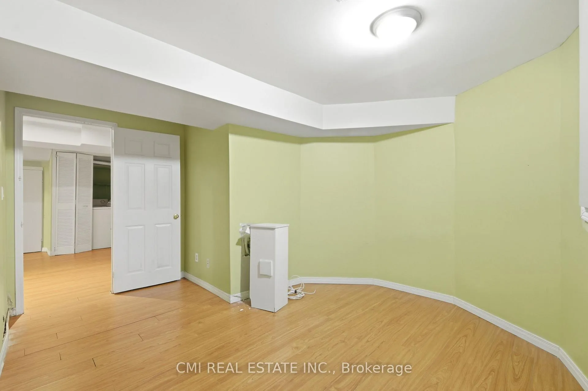 Photo 37 of 31 Castlehill Road, Brampton, Northwood Park — HOMEH