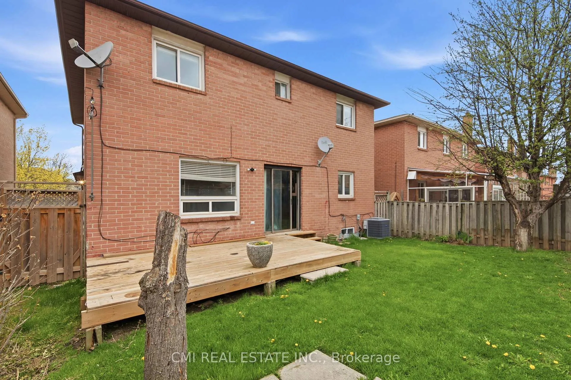 Photo 41 of 31 Castlehill Road, Brampton, Northwood Park — HOMEH