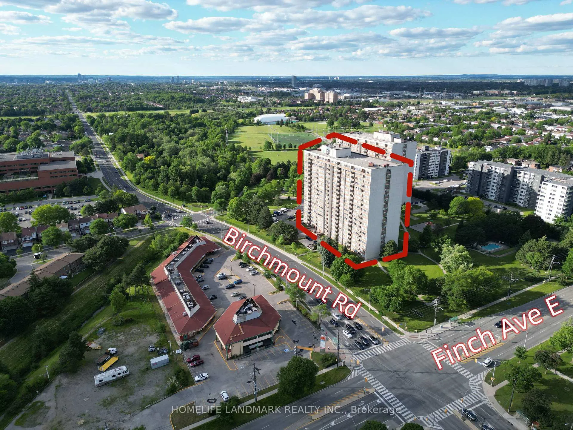 Photo 3 of Unit PH12, 25 Silver Springs Boulevard, Scarborough, L'Amoreaux — HOMEH