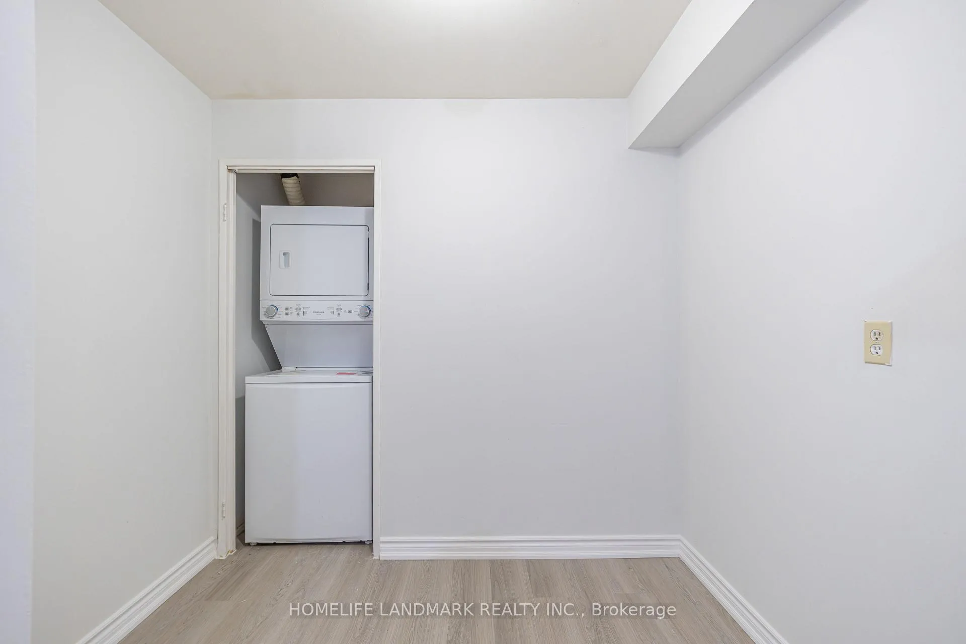 Photo 15 of Unit PH12, 25 Silver Springs Boulevard, Scarborough, L'Amoreaux — HOMEH
